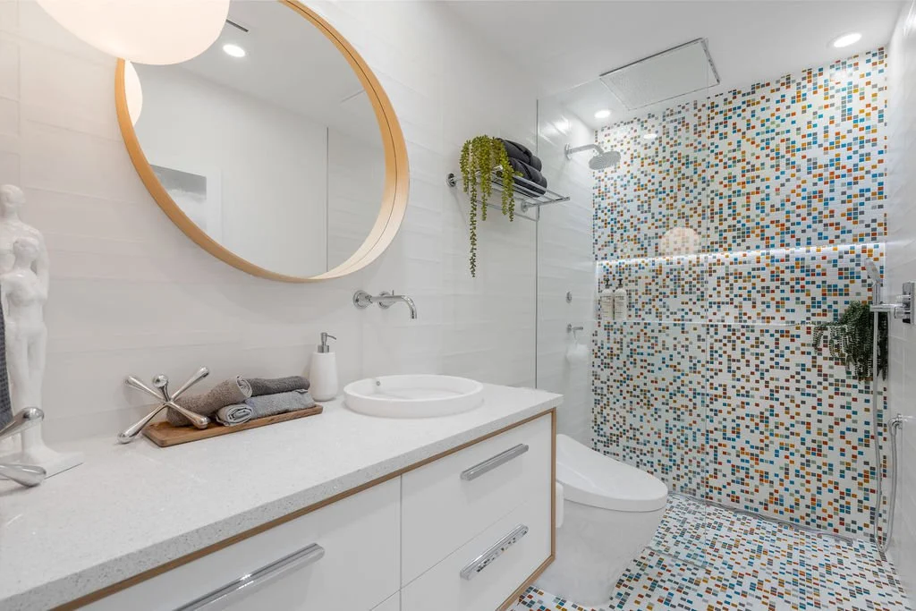 Mid-Century Revival in Rockledge - Guest Bathroom Remodel