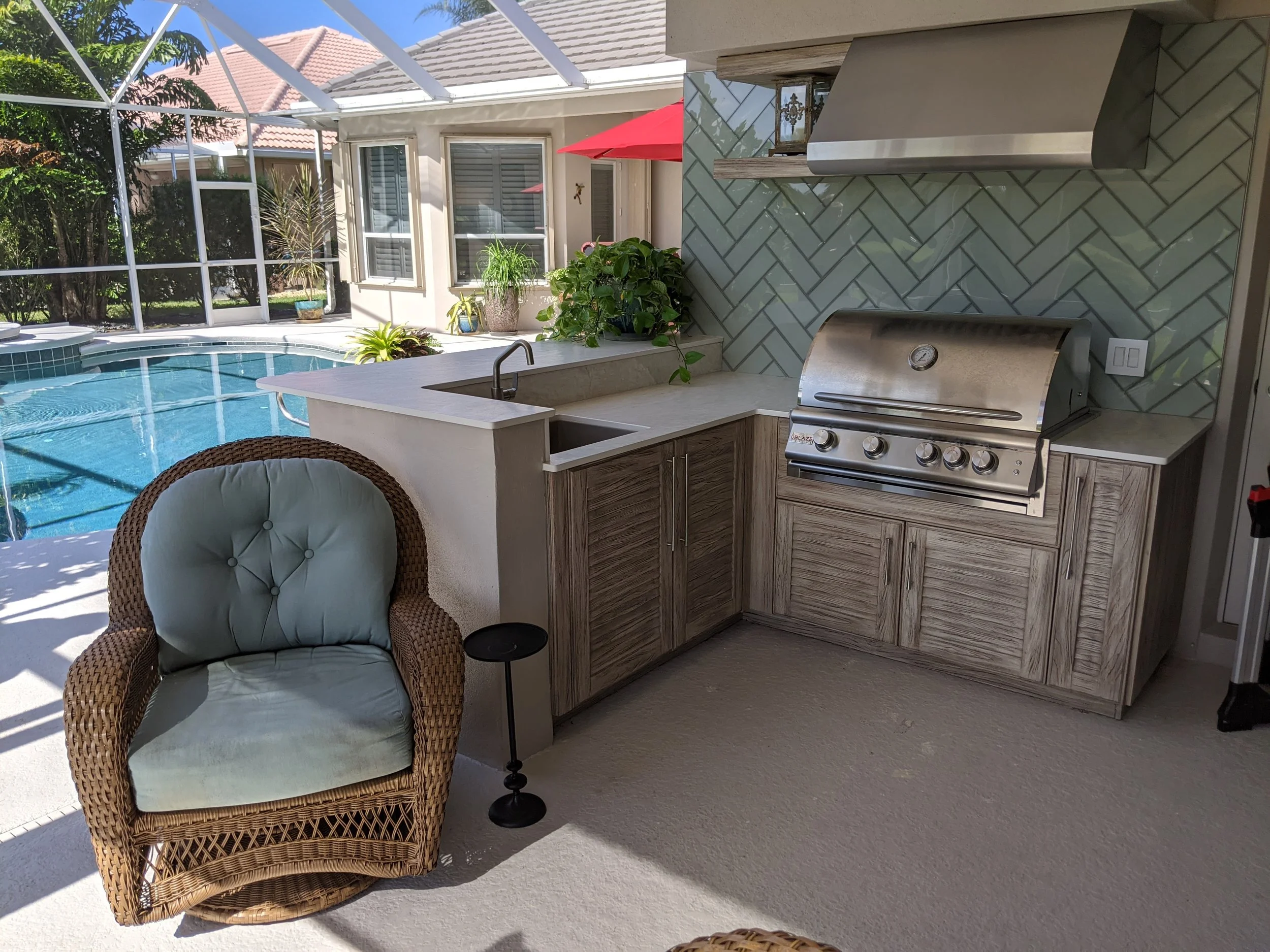 Embracing The Transitional - Outdoor Kitchen Remodel