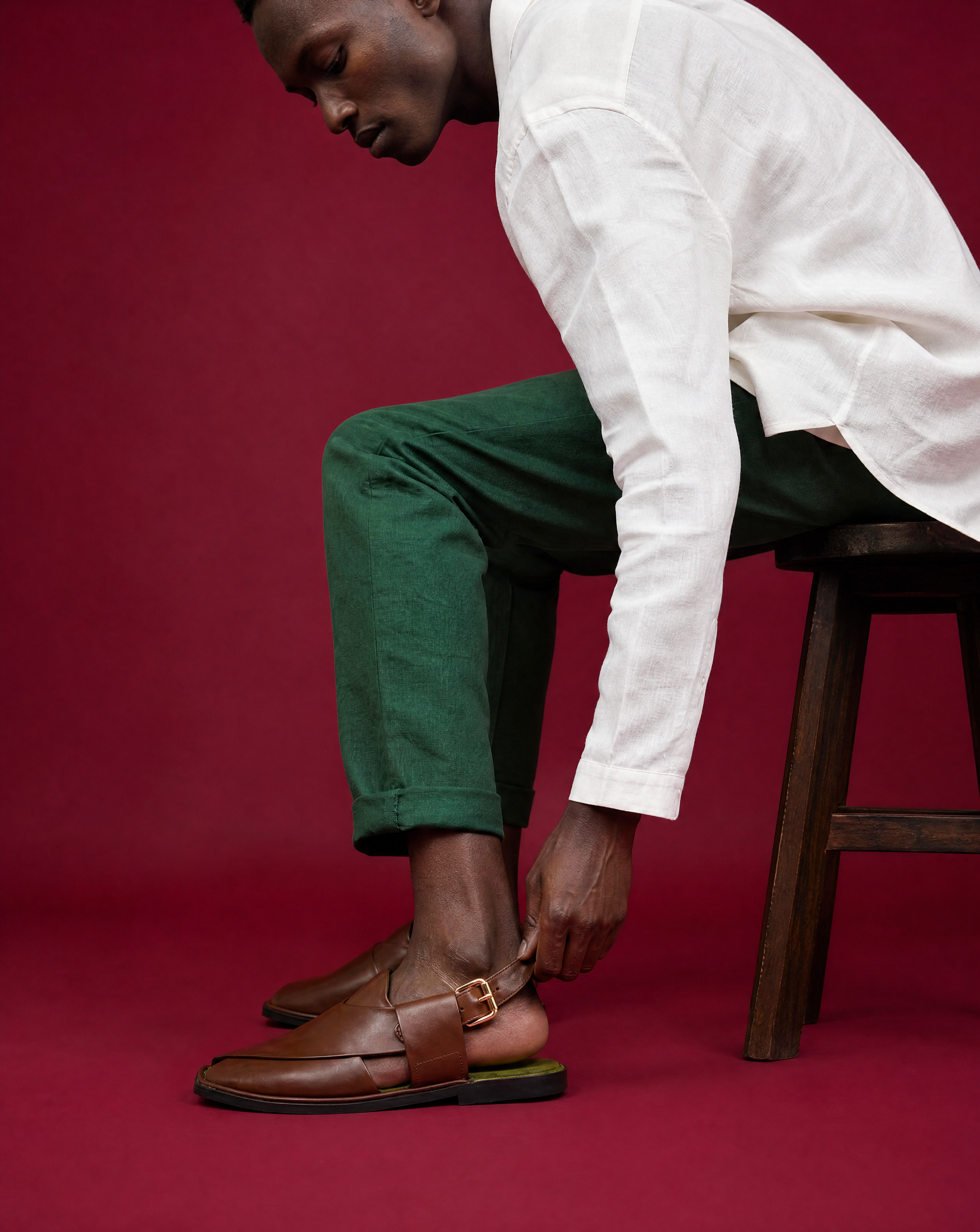               2. Fasten them to your perfect fit