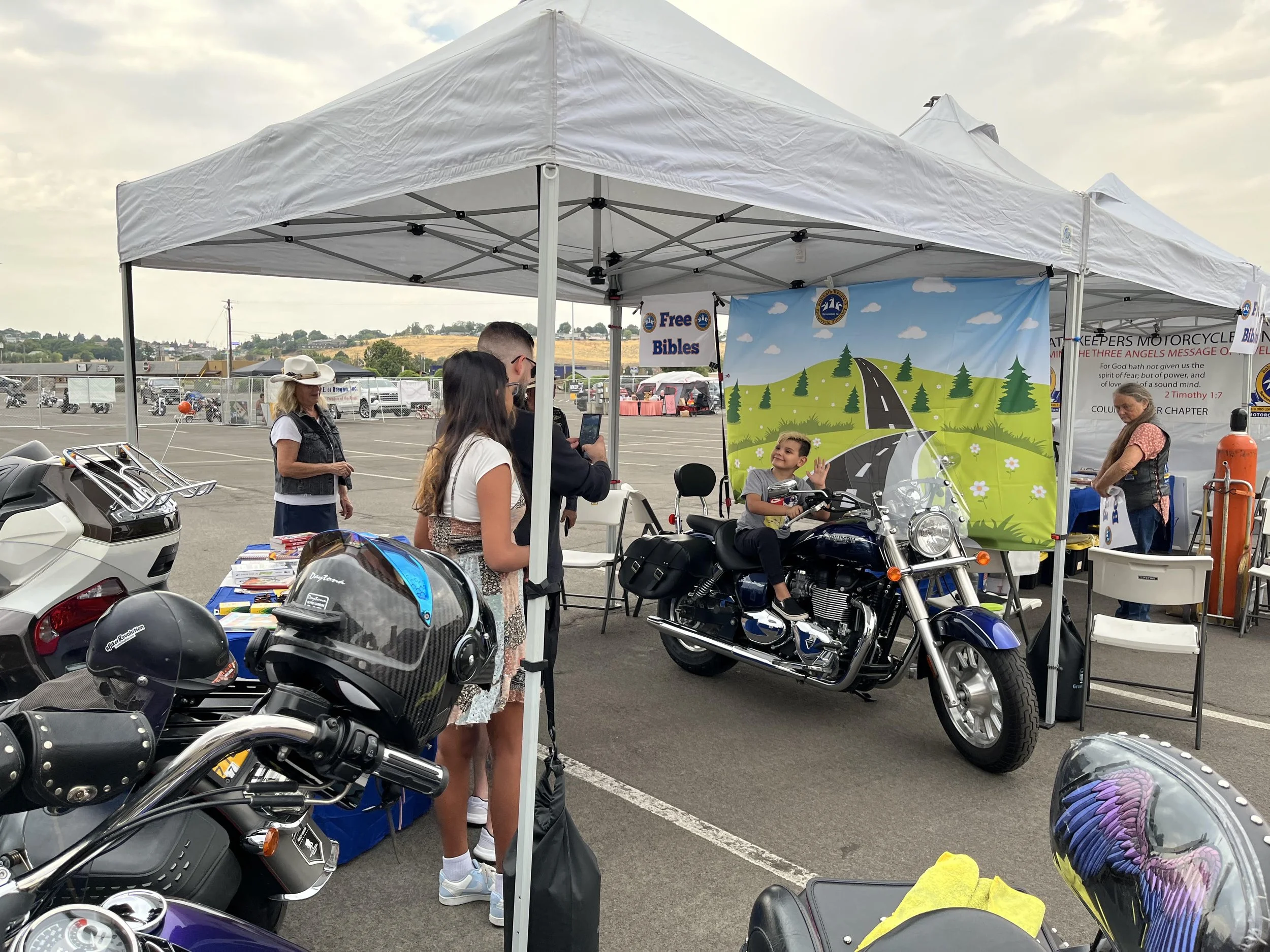 Pendleton Oregon booth - kids section upgrade