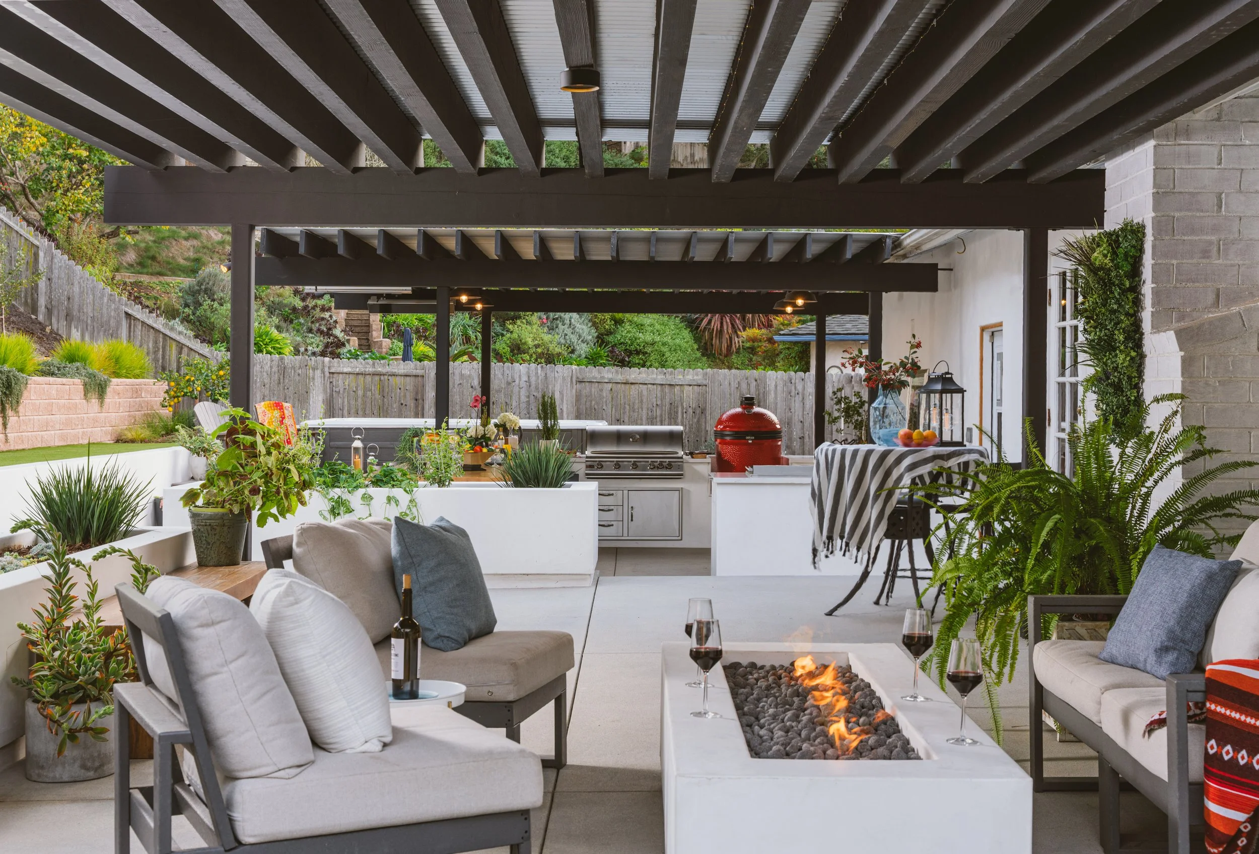 Manifest Building - Santa Barbara - More Mesa - Custom Landscape - Outdoor Design