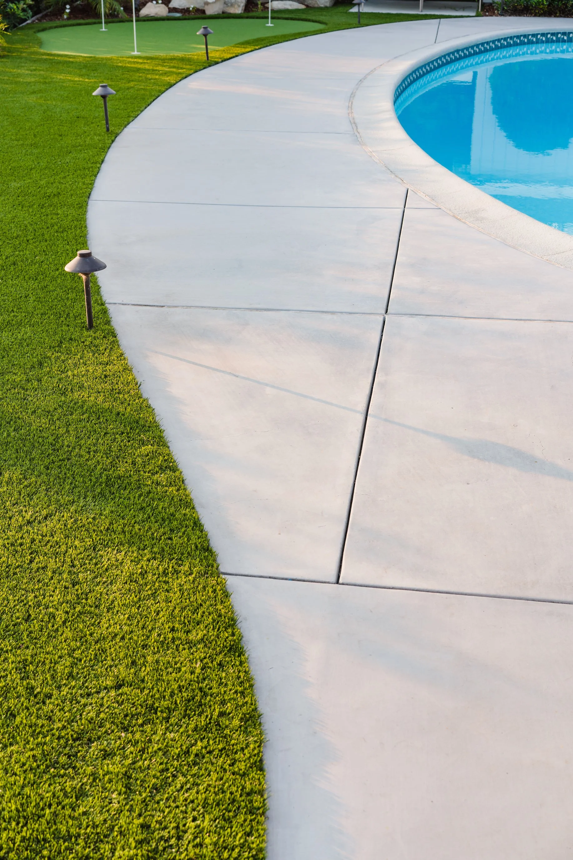 Manifest Building - Santa Barbara - Vista Pacific - Custom Landscaping - Outdoor Spaces - Artificial Turf
