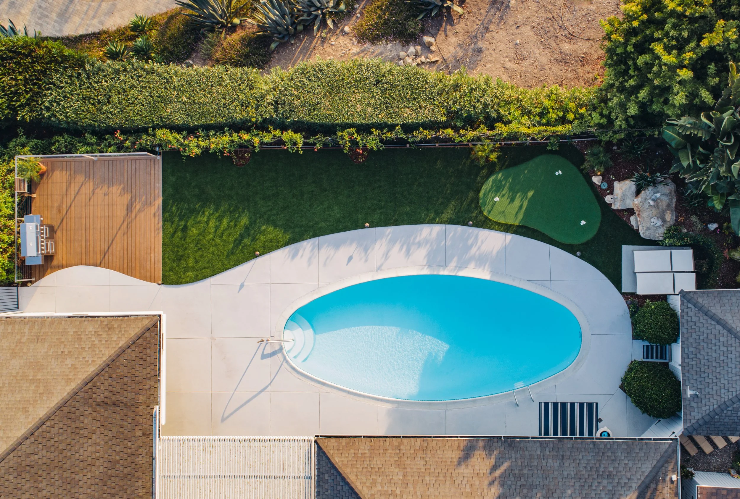 Manifest Building - Santa Barbara - Vista Pacific - Custom Landscaping - Outdoor Spaces - Artificial Turf