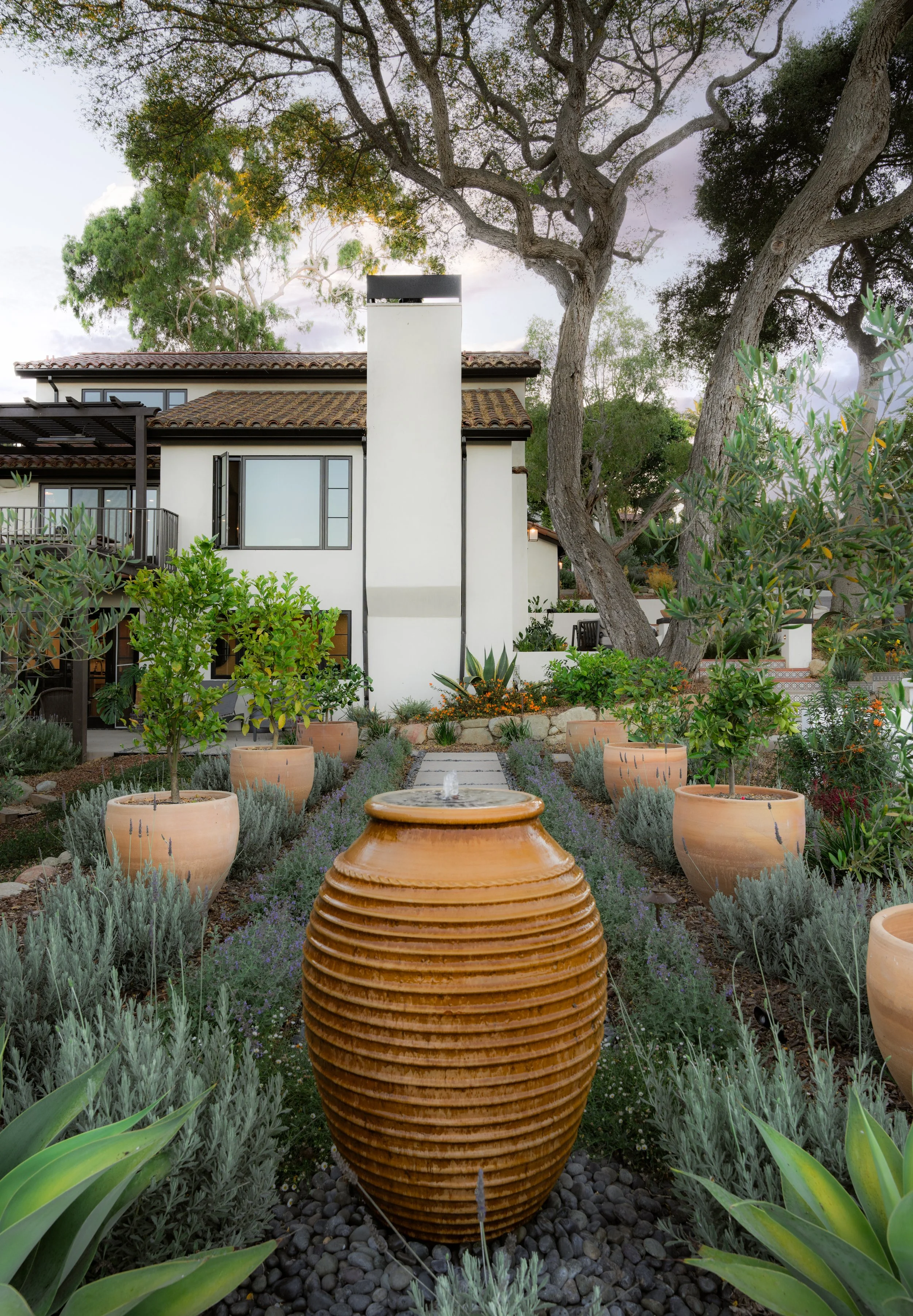 Manifest Building - Santa Barbara - Harbor View - Custom Landscape
