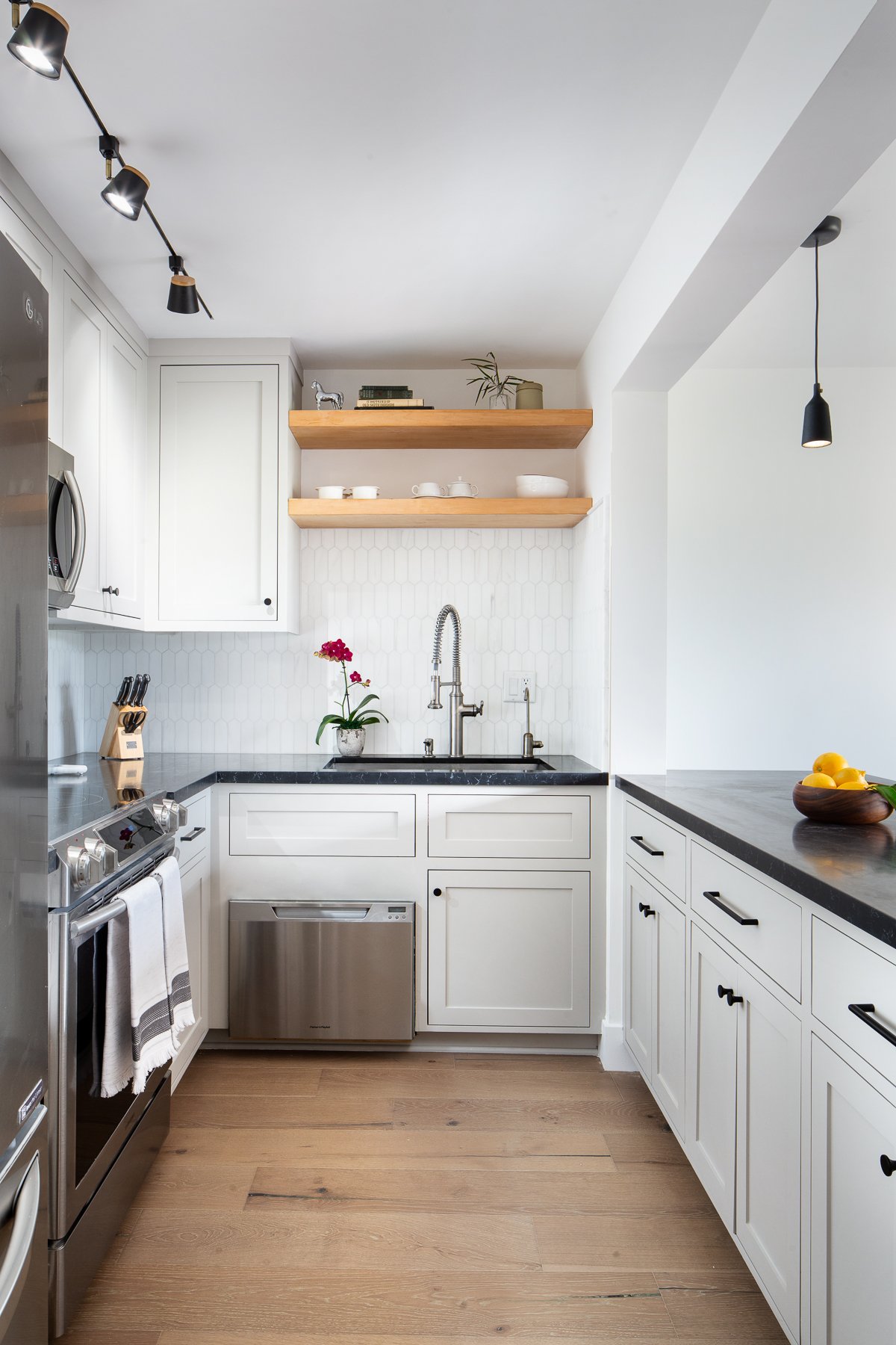 Manifest Building - Santa Barbara - Unit 1012 - Interior Remodel - Custom Construction - Renovation