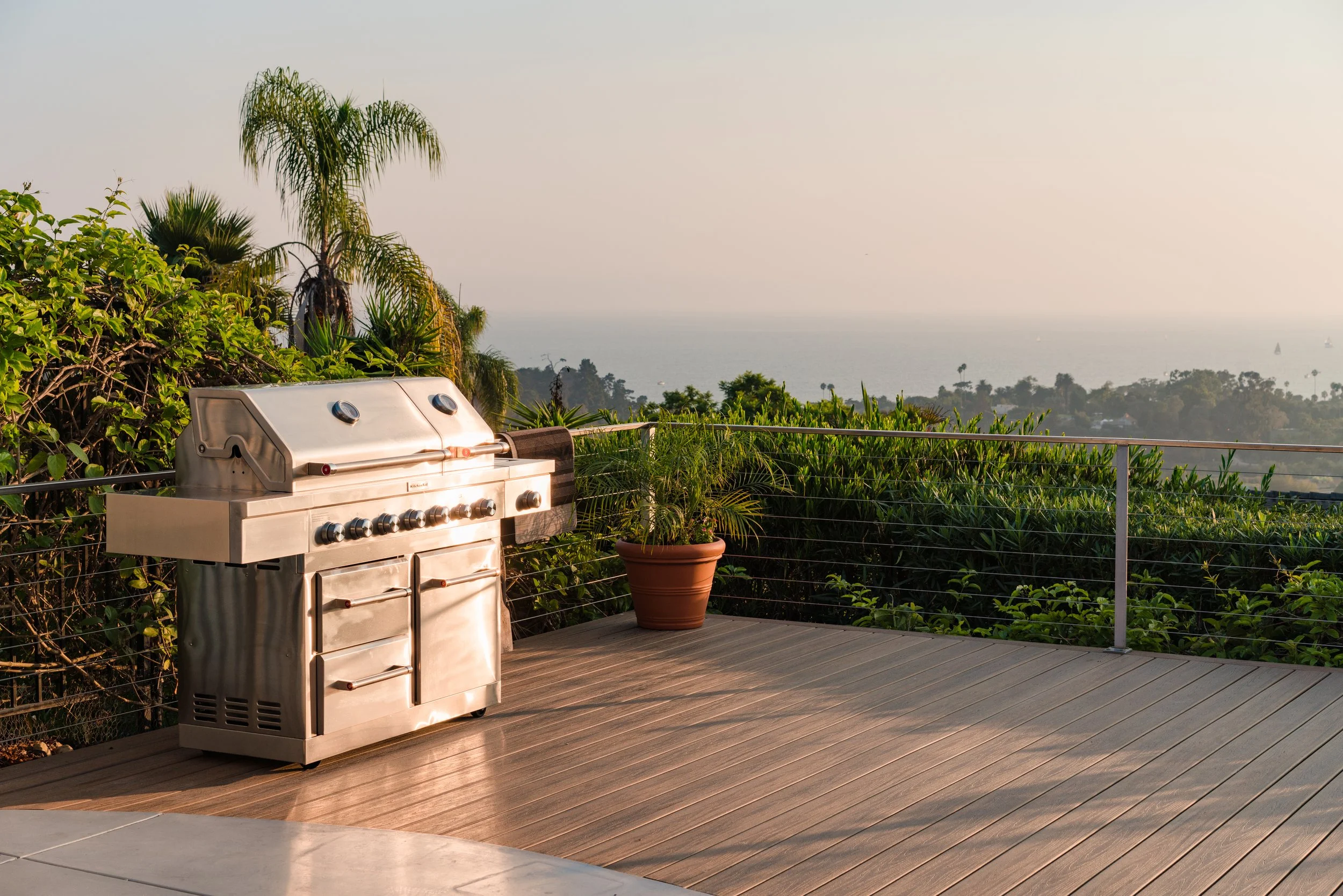 Manifest Building - Santa Barbara - Vista Pacific - Custom Landscaping - Outdoor Spaces - Artificial Turf