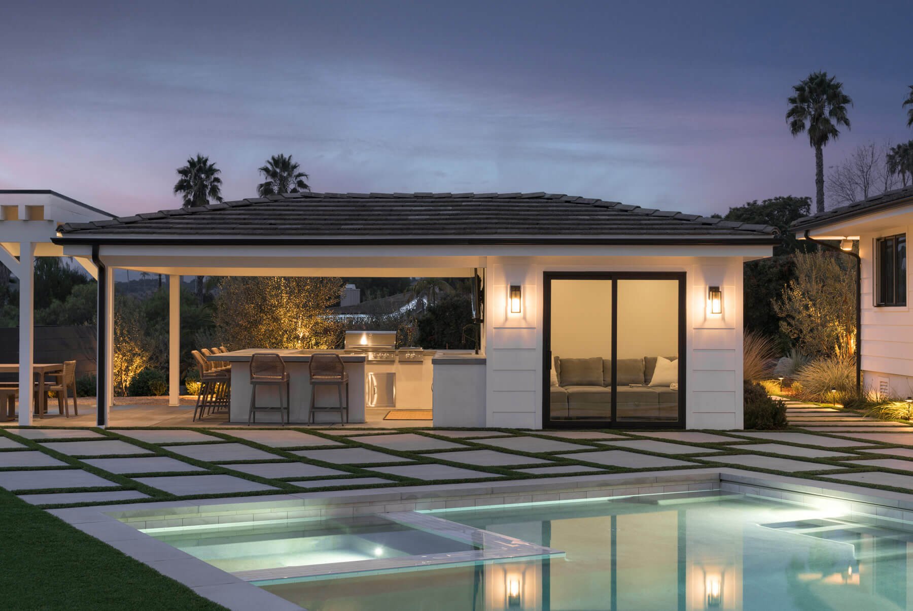 Manifest Building Santa Barbara - Custom Landscaping