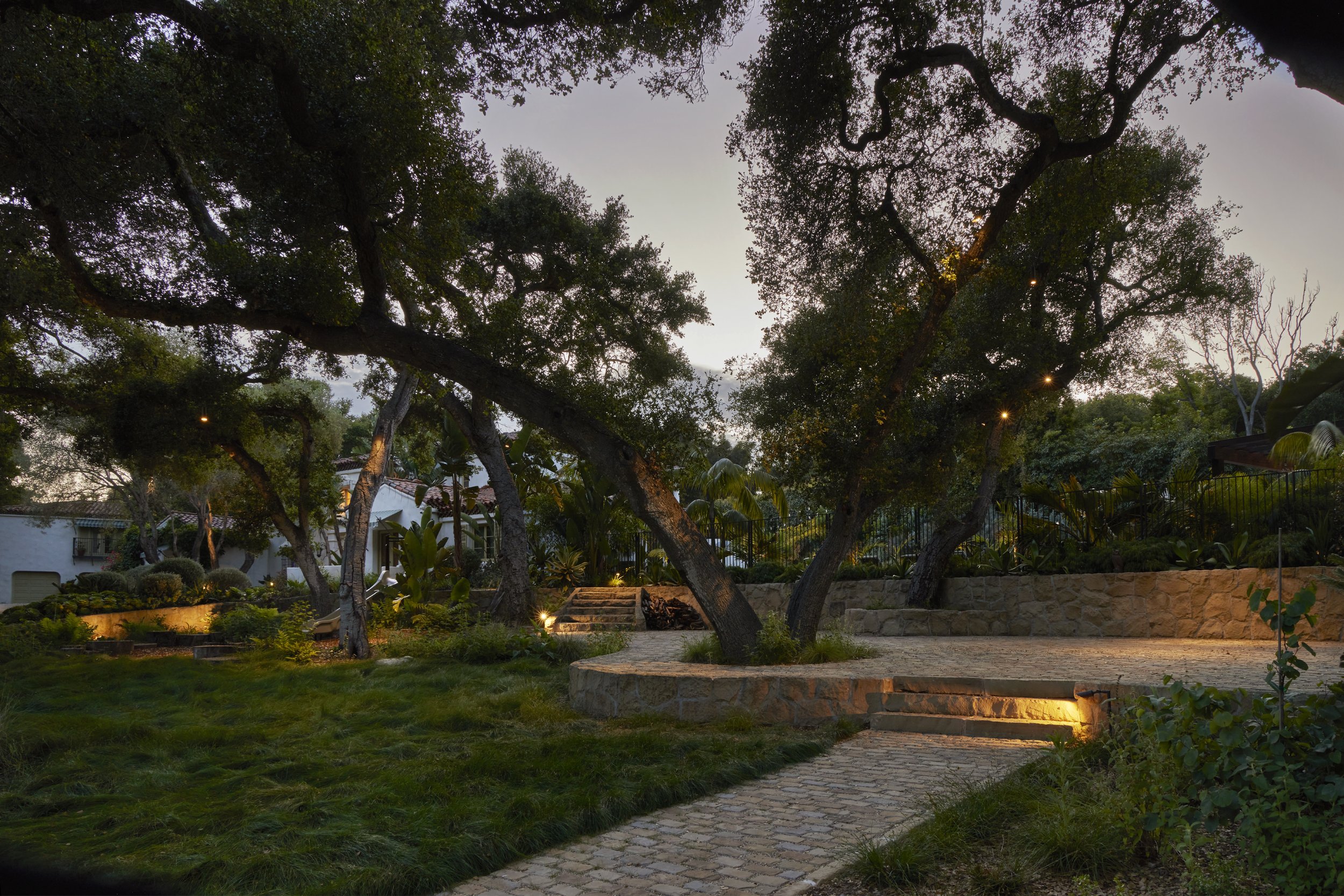 Manifest Building - Santa Barbara - Oak Grove - Landscape design Santa Barbara