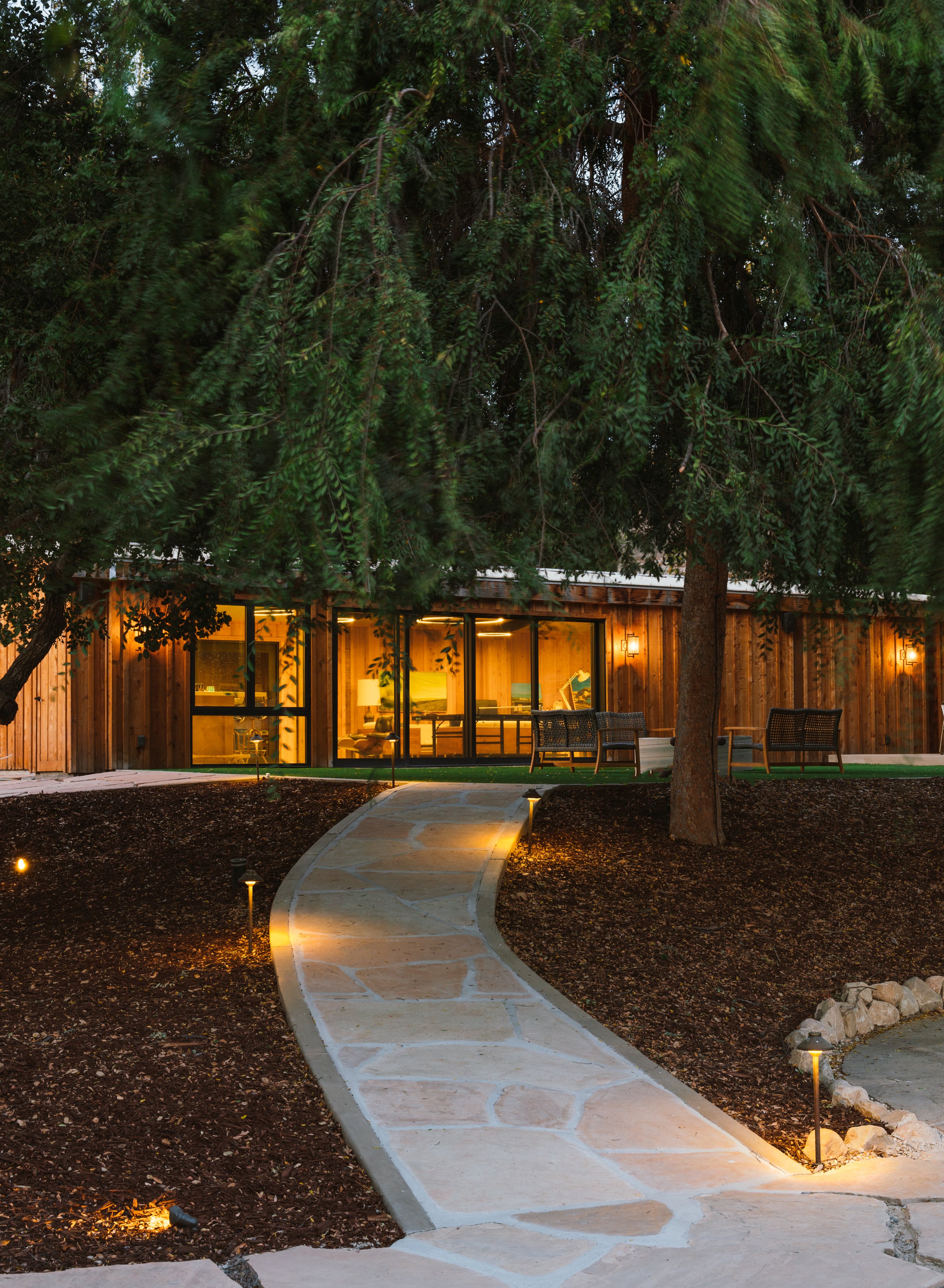 Manifest Building - Santa Barbara - Cougar Ridge - Landscape Design - Lighting Design