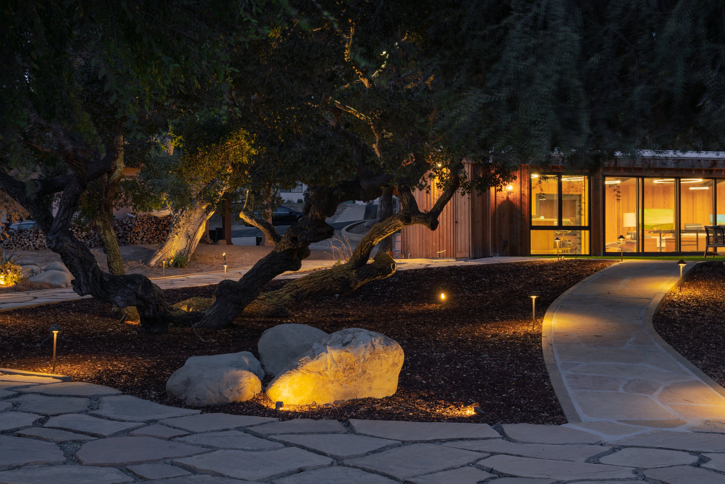 Manifest Building - Santa Barbara - Cougar Ridge - Landscape Design - Lighting Design