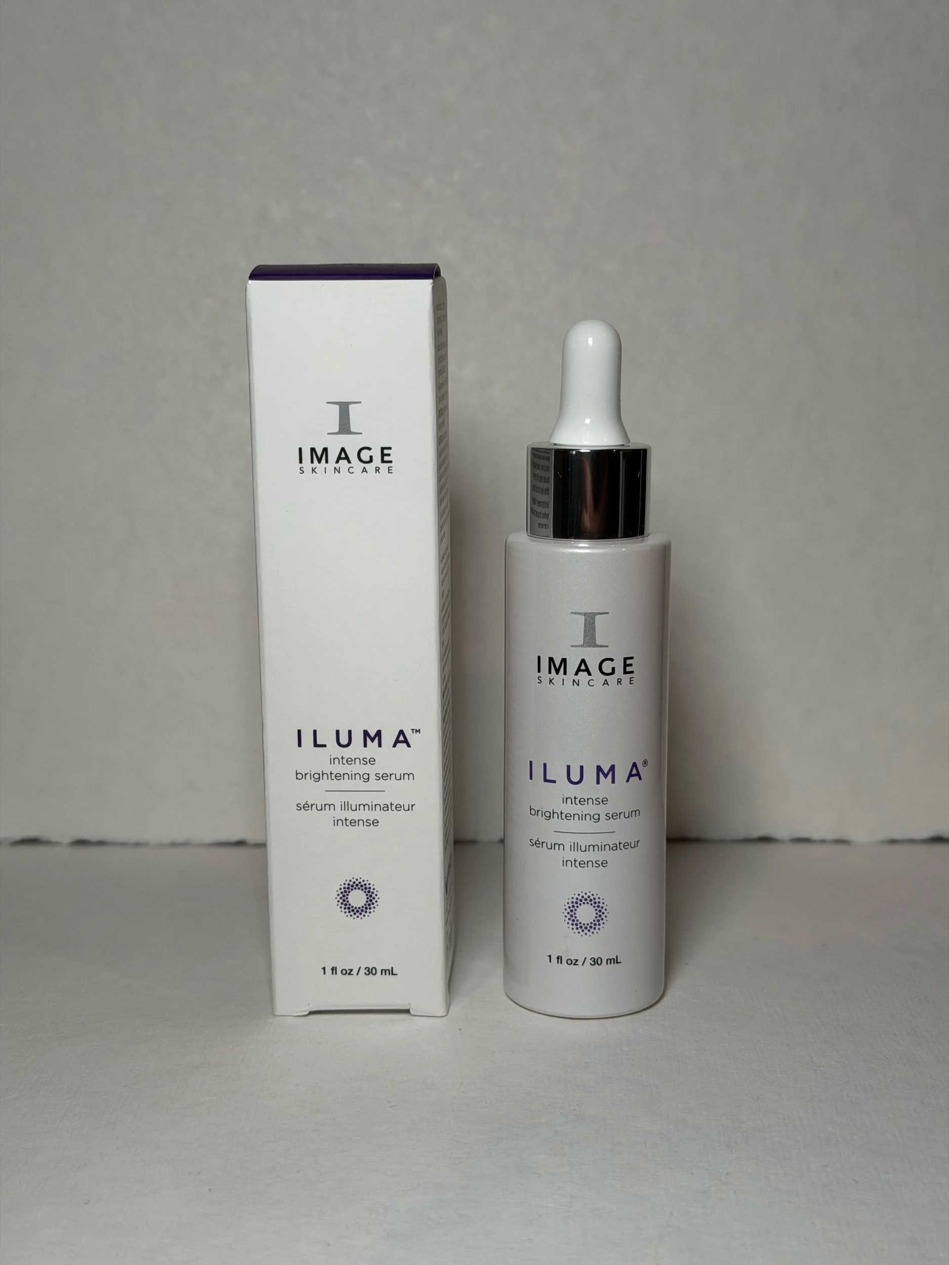 Iluma Intense Brightening Serum
