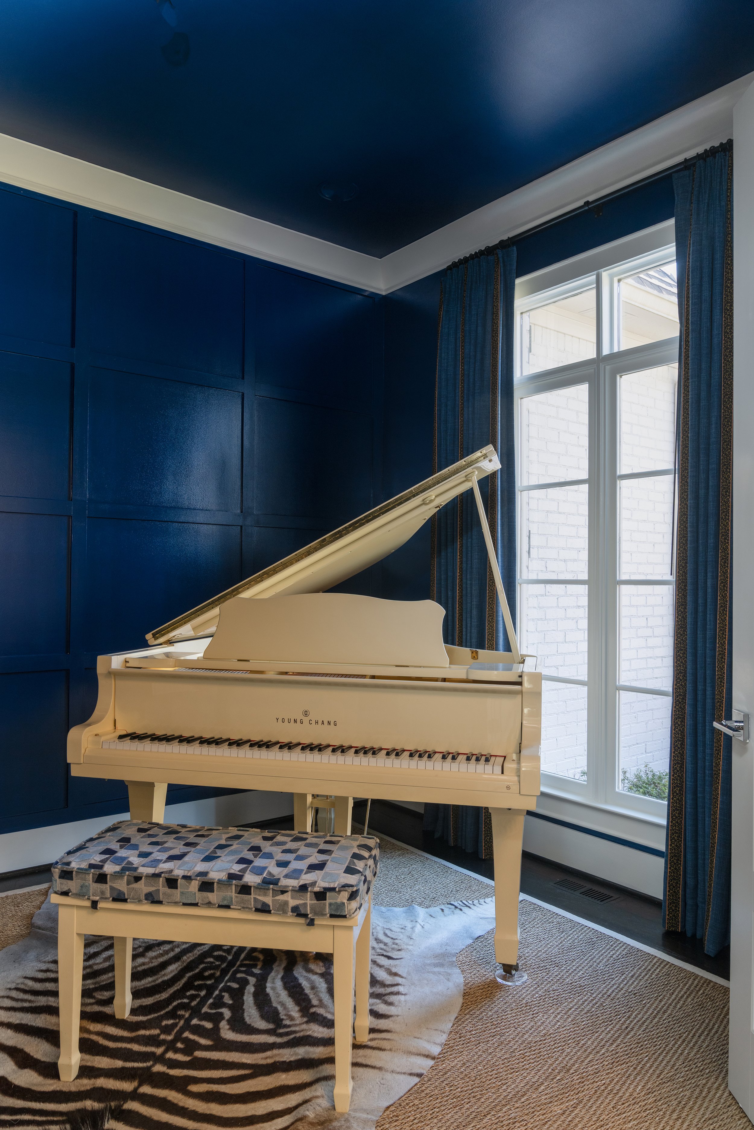 Rosemont_Piano_Room.jpg