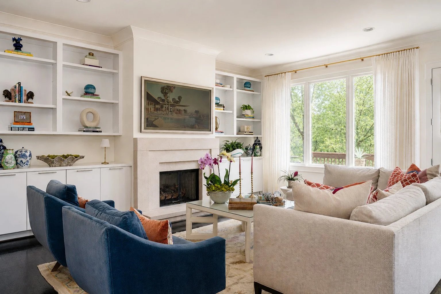 Modern_Cozy_Living_Room_Design_Web.jpg