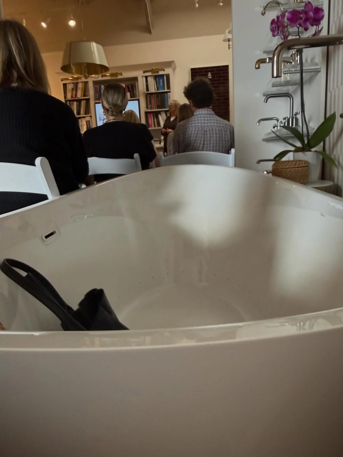 Little education on this Tuesday at one of my favorite supply houses, Fixtures and Finishes.  #blairgsmithinteriors #birminghamdesign #birminghamdecorators #waterworksplumbing #subzerowolf