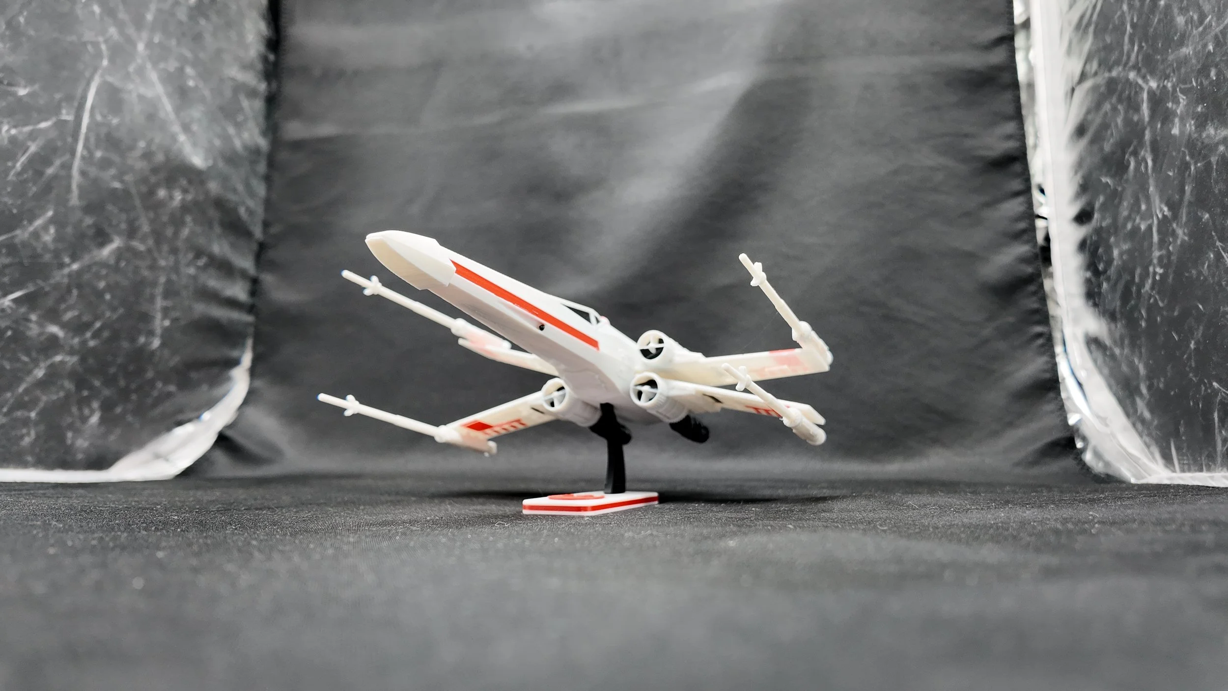 X-Wing Starfighter – DIY Assembly Kit Card