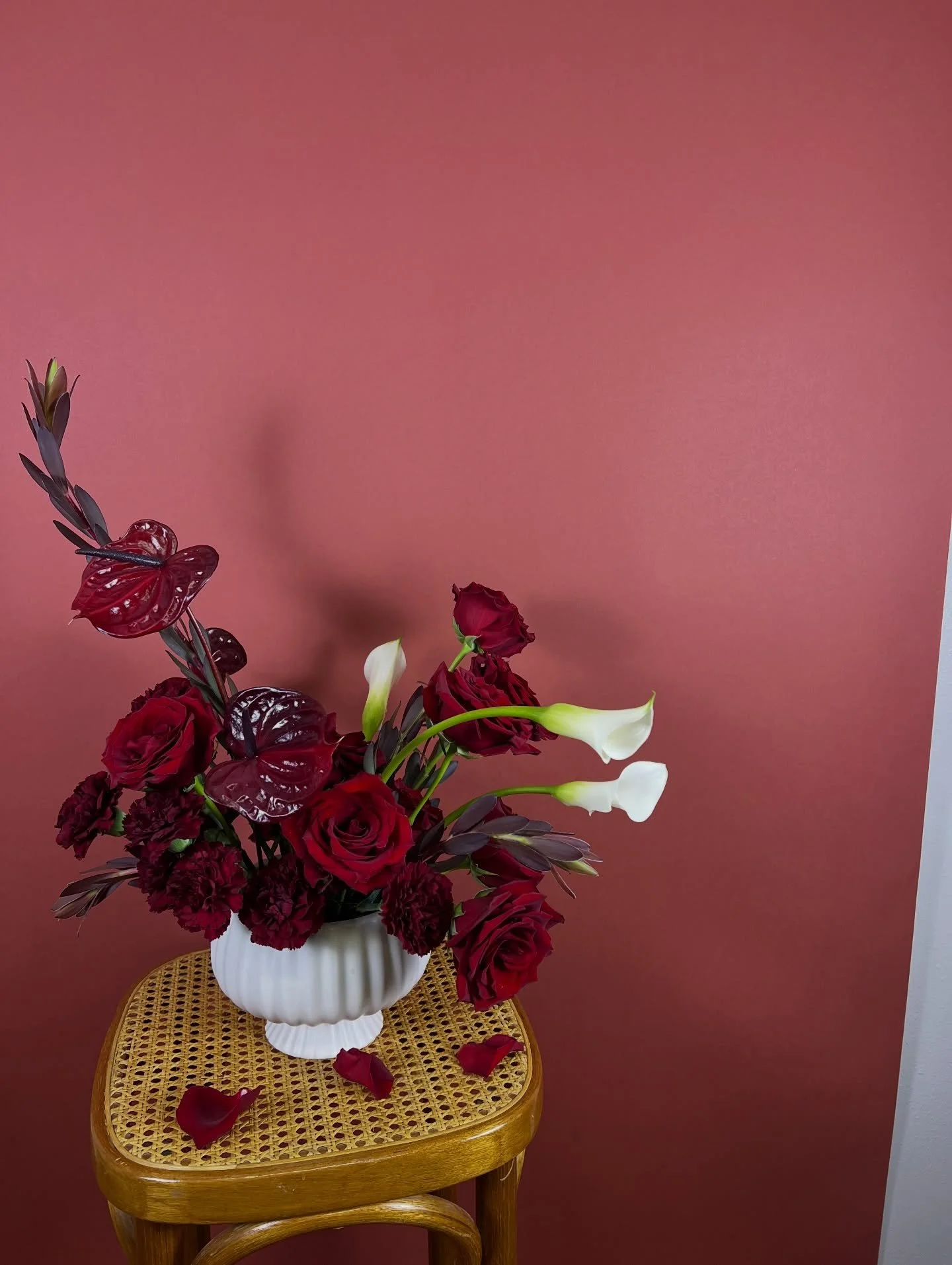 Sunday Love💋🌹
An arrangement for slow mornings, lingering glances, and love that feels easy. 

Pre-orders now available at the link in bio, get yours by 2/7 to guarantee your spot!