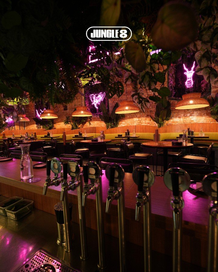 🌴 Step into the wild side of Jungle 8.
It&rsquo;s more than just a meal &mdash; it&rsquo;s a whole vibe.
Think lush greenery, neon lighting, tropical beats, and a buzzing energy that hits just right.

Whether it&rsquo;s date night or a crew catchup,
