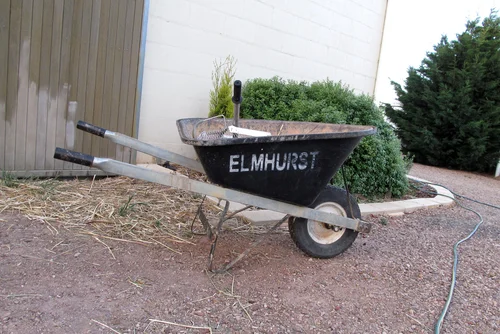 Elmhurst Trading founded