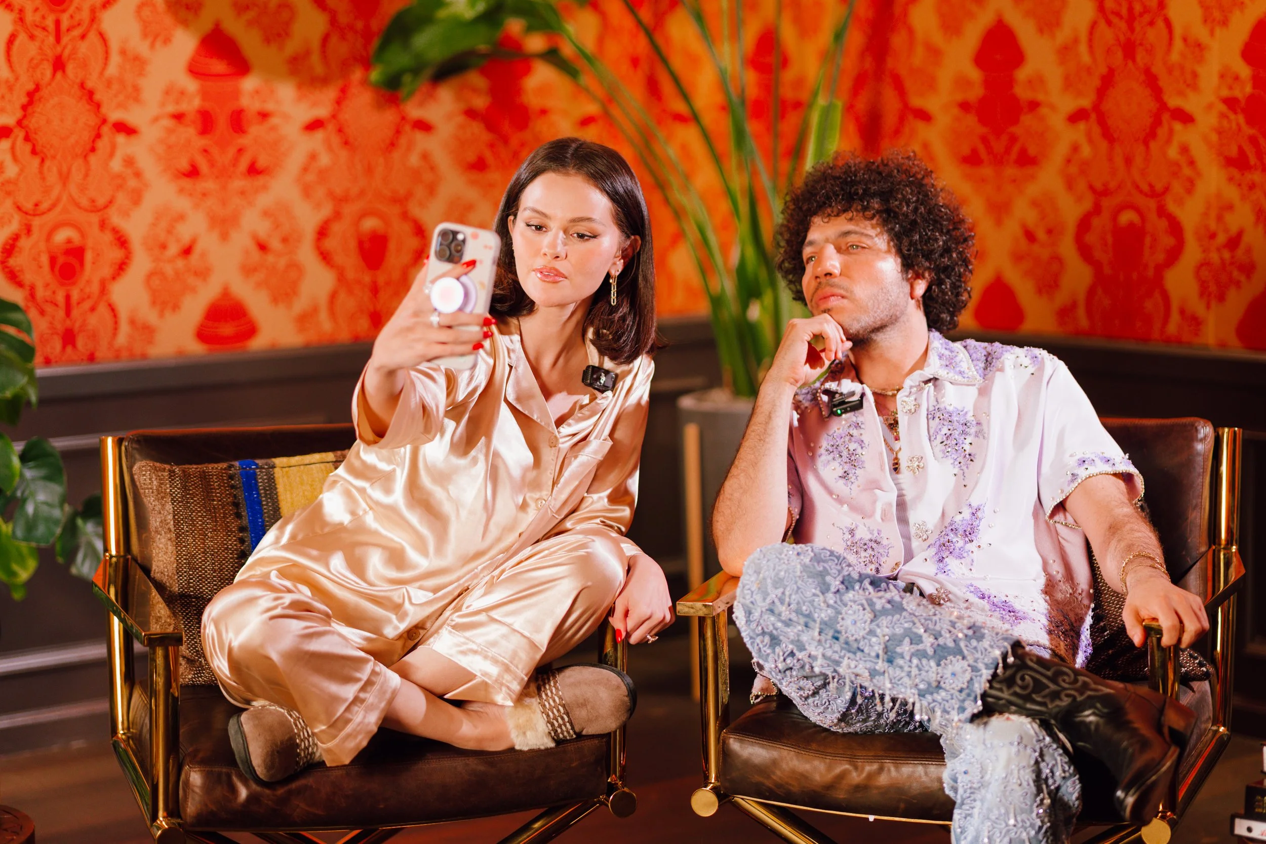 Selina Gomez & Benny blanco (AM)