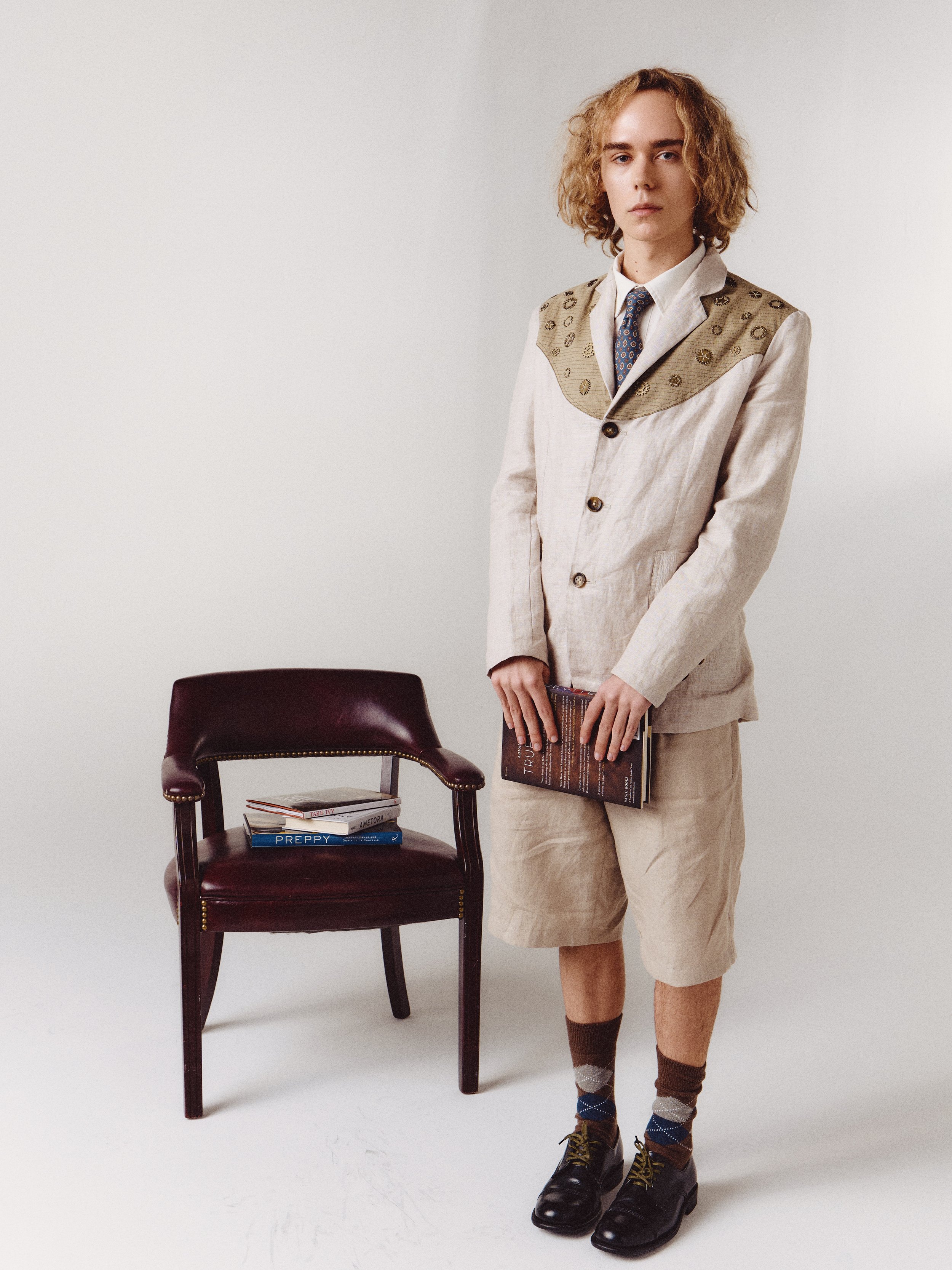 Look 1 Editorial
