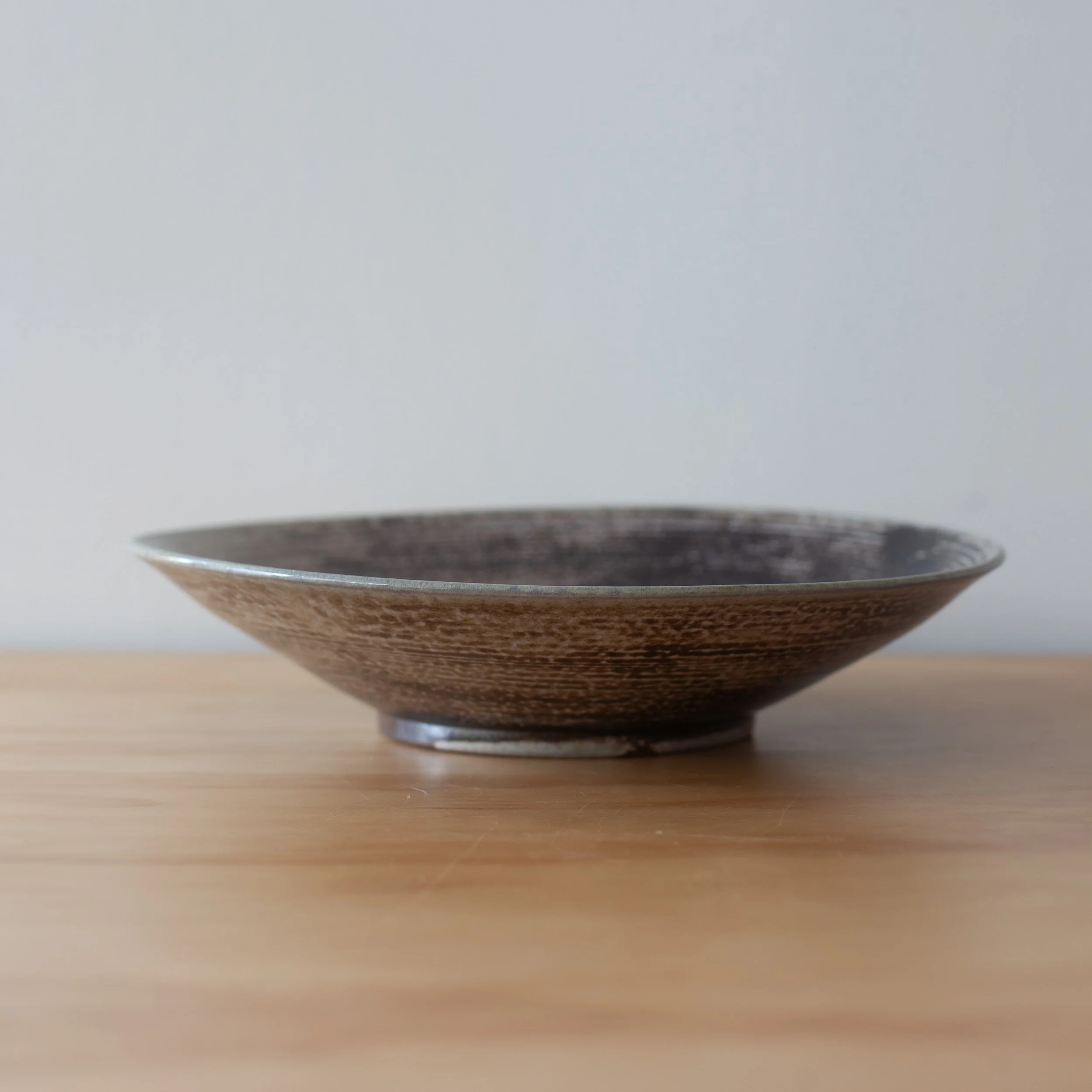 Soda-fired serving dish