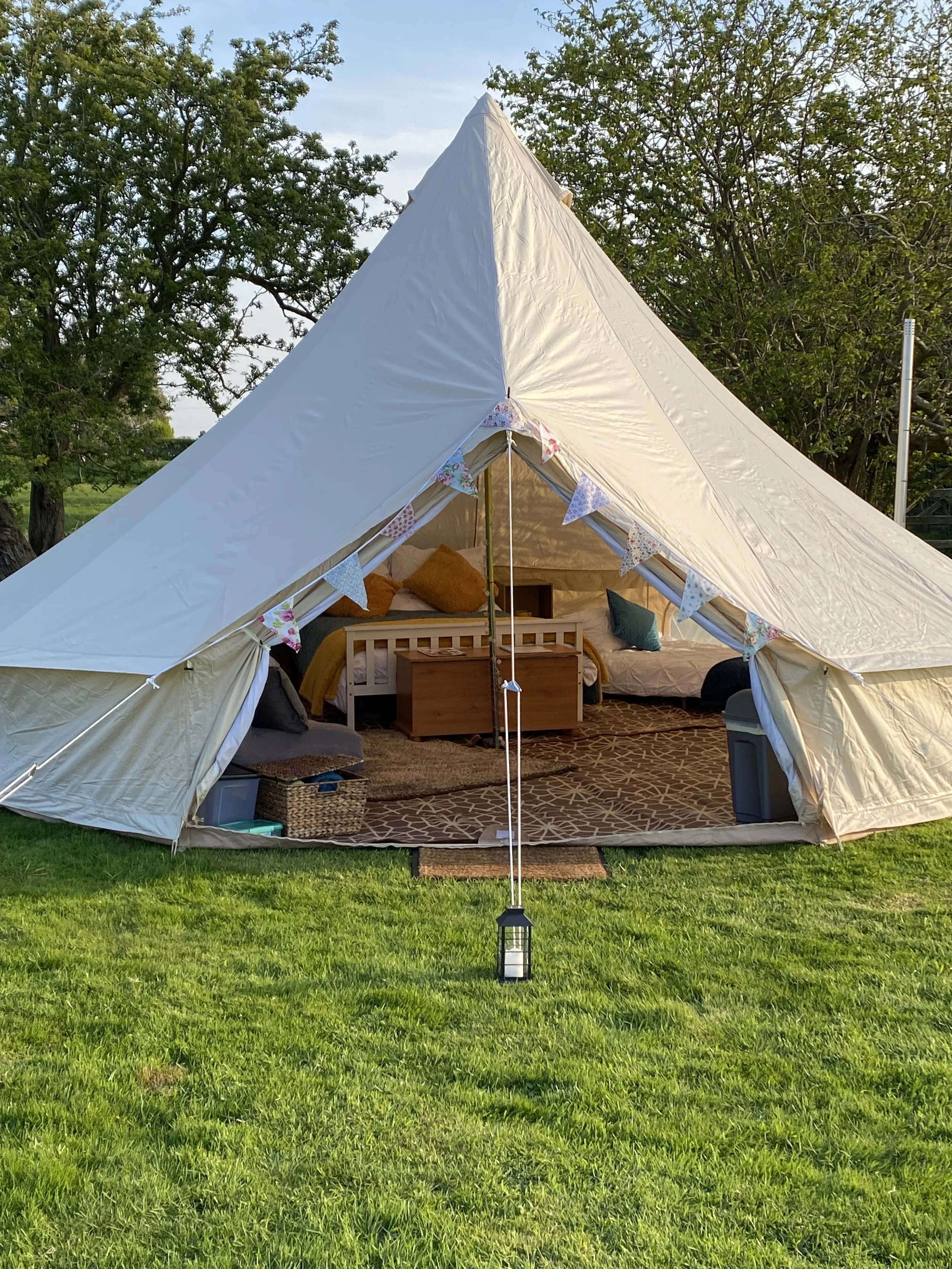 Glamping Bell Tent Oswestry Shropshire Fords Farm Airbnb Booking.com Google Forte Stays Self Catering Accommodation Near Shrewsbury Place to Stay near Oswestry