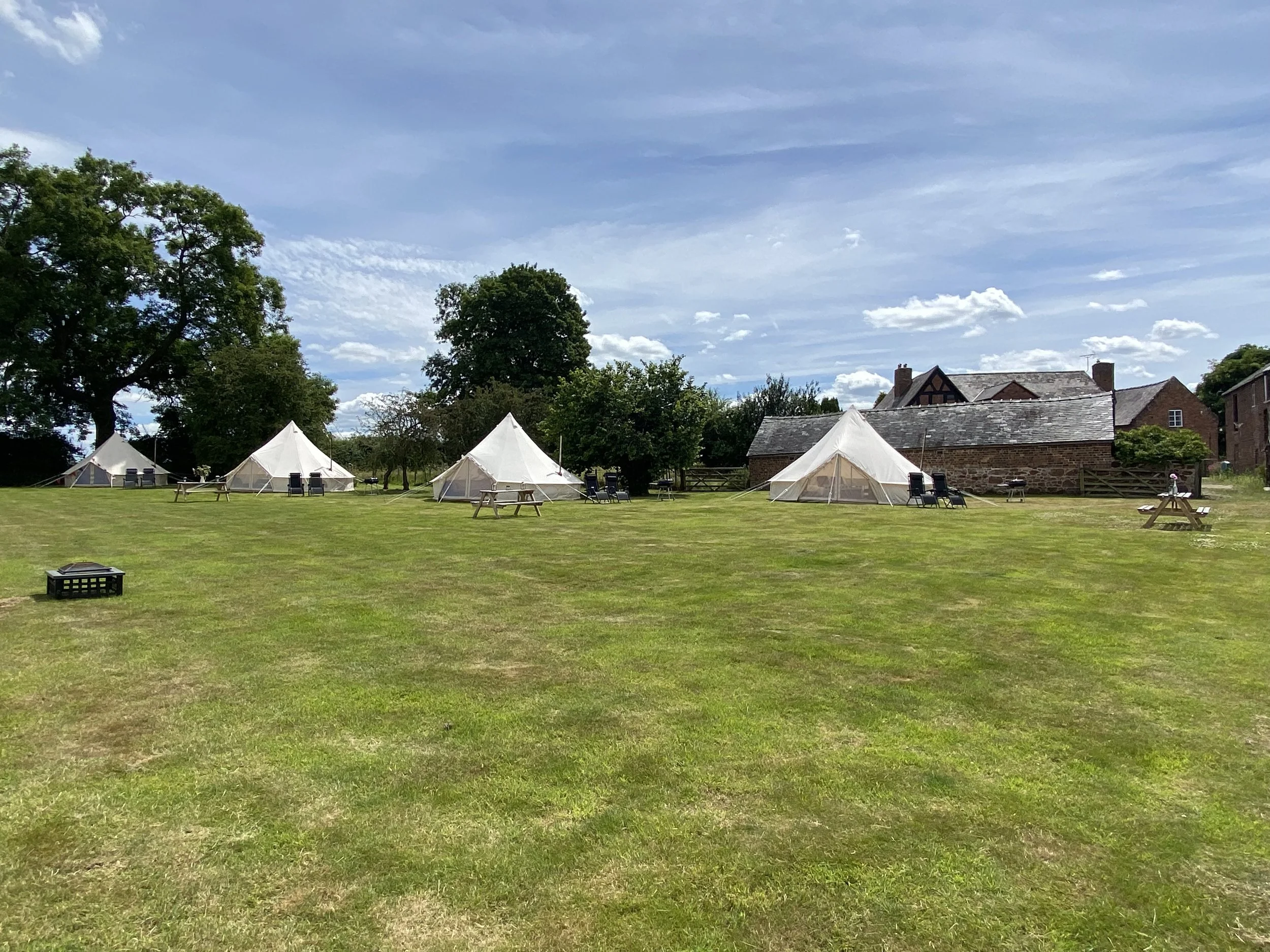 Glamping Bell Tent Oswestry Shropshire Fords Farm Airbnb Booking.com Google Forte Stays Self Catering Accommodation Near Shrewsbury Place to Stay near Oswestry