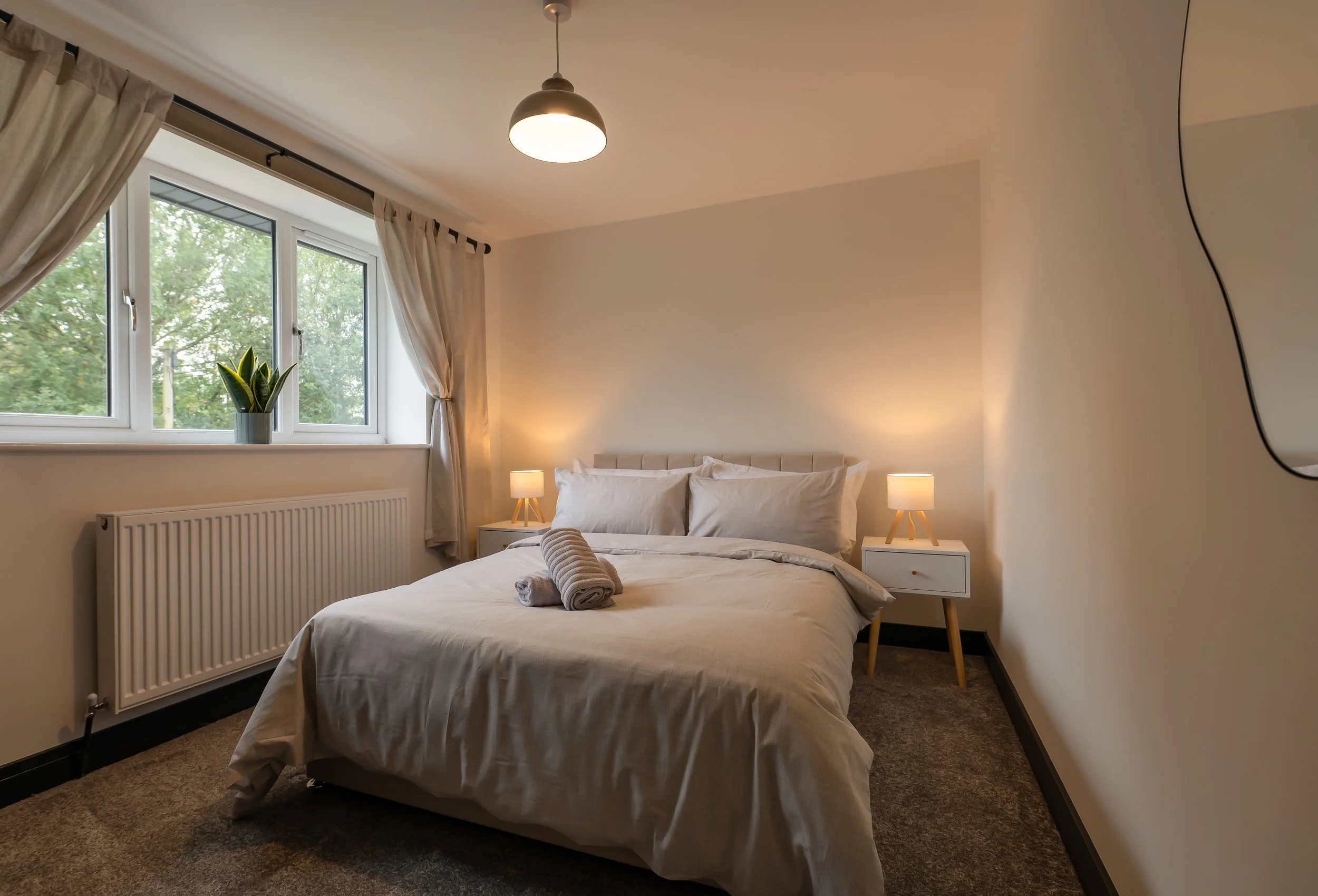 stone town centre airbnb booking.com short stay airbnb staffordshire canal stay new build