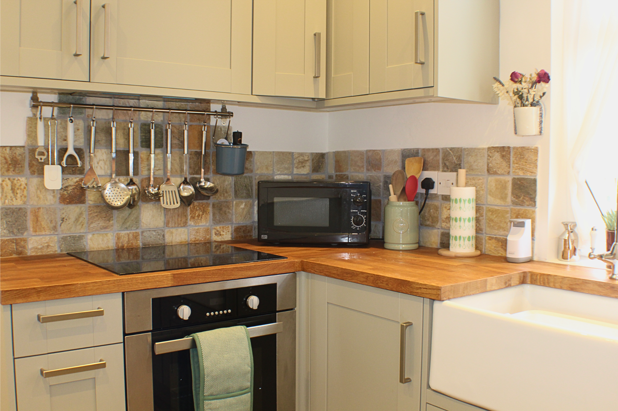 Thimble Cottage Stafford Shugborough Estate Great Haywood Cannock Chase Cottage To Rent Airbnb Booking.com Self Catering Accommodation Sightseeing Canal