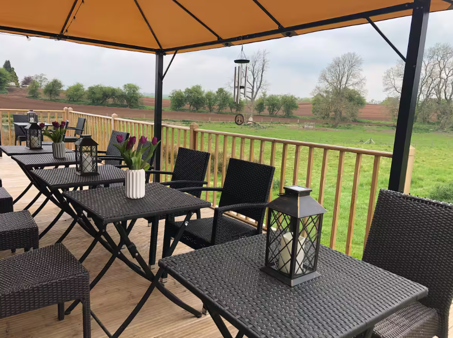 Glamping Bell Tent Oswestry Shropshire Fords Farm Airbnb Booking.com Google Forte Stays Self Catering Accommodation Near Shrewsbury Place to Stay near Oswestry