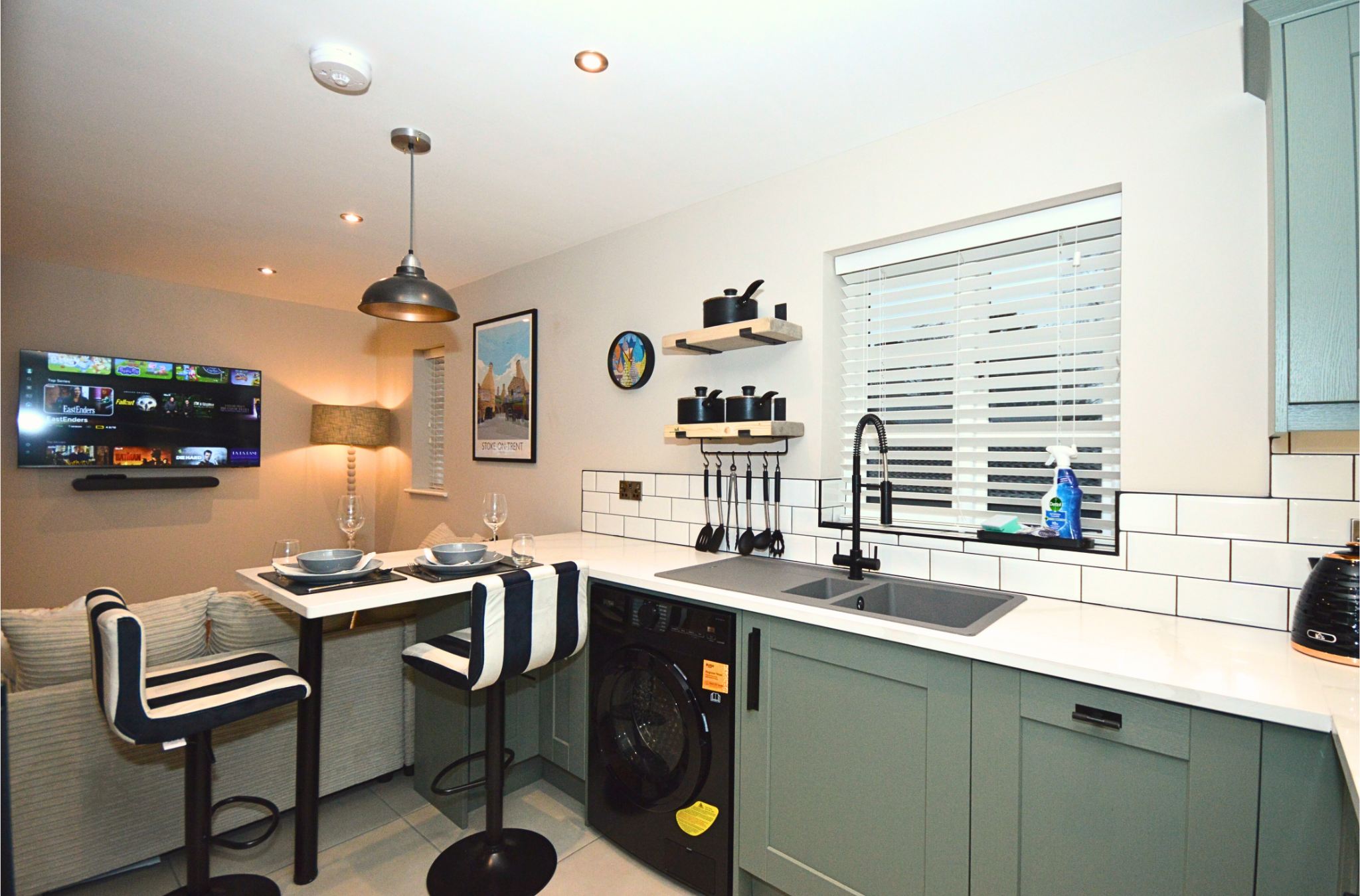 Trentham Gardens Stay Near Airbnb Room Place to Stay Staffordshire Book Potteries Management Property Apartment Boutique Luxury 