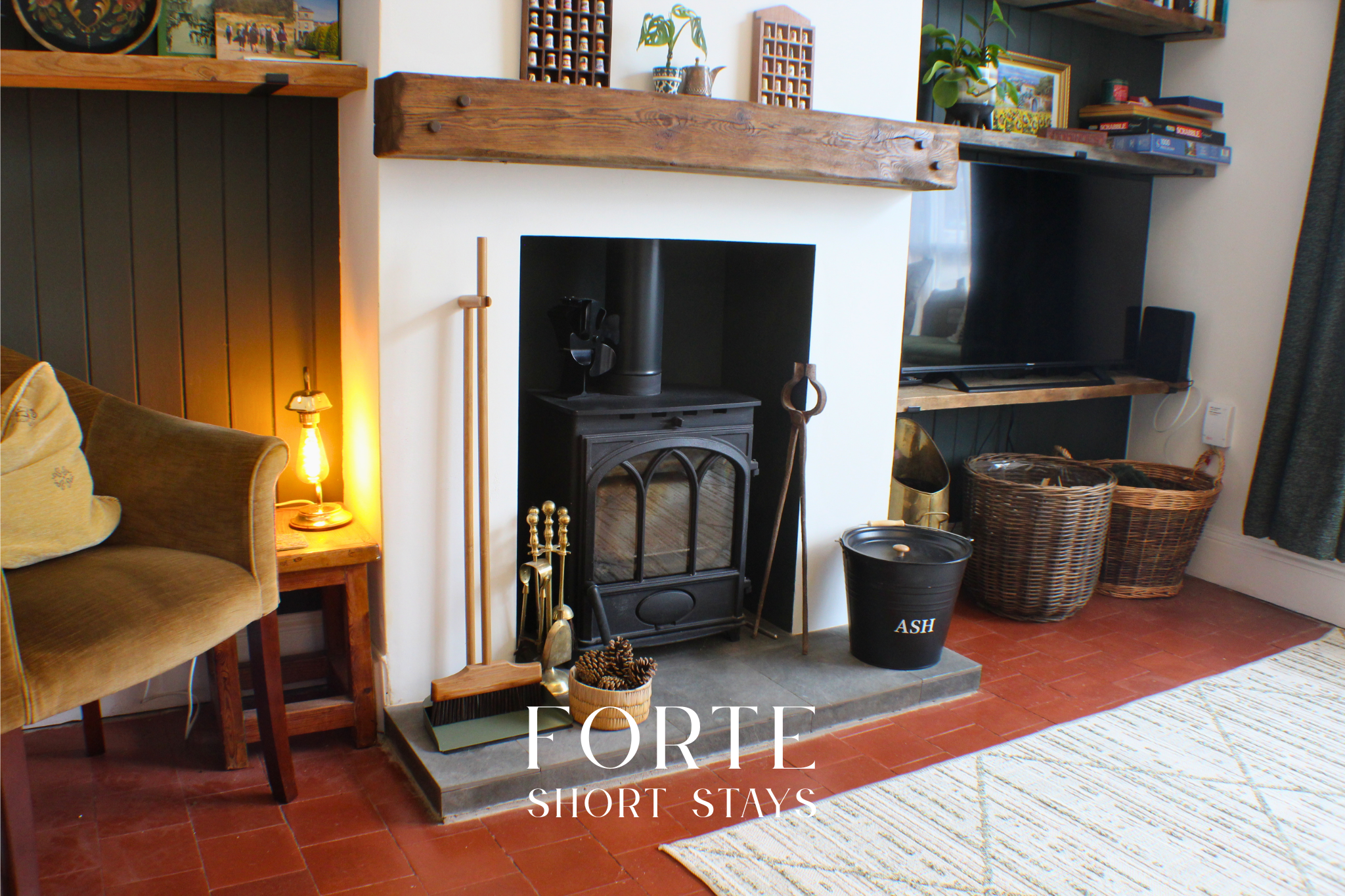 Thimble Cottage Airbnb Stafford Great Haywood Shugborough Estate Cannock Chase Cottage Self Catering Booking.com Staffordshire Forte Stays