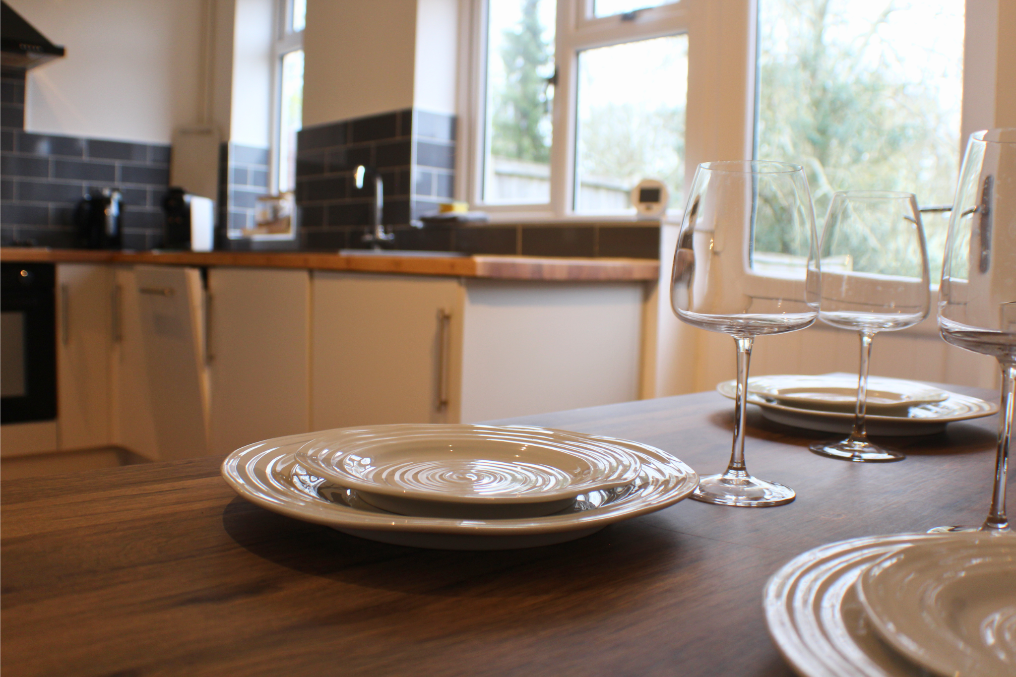 Clayton Newcastle Under Lyme Staffordshire Accommodation for Contractors Hospital Royal Stoke Nurses Doctors Airbnb Booking.com Forte Stays Self Catering Fully Furnished Luxury Accommodation Trentham near M6 Motorway