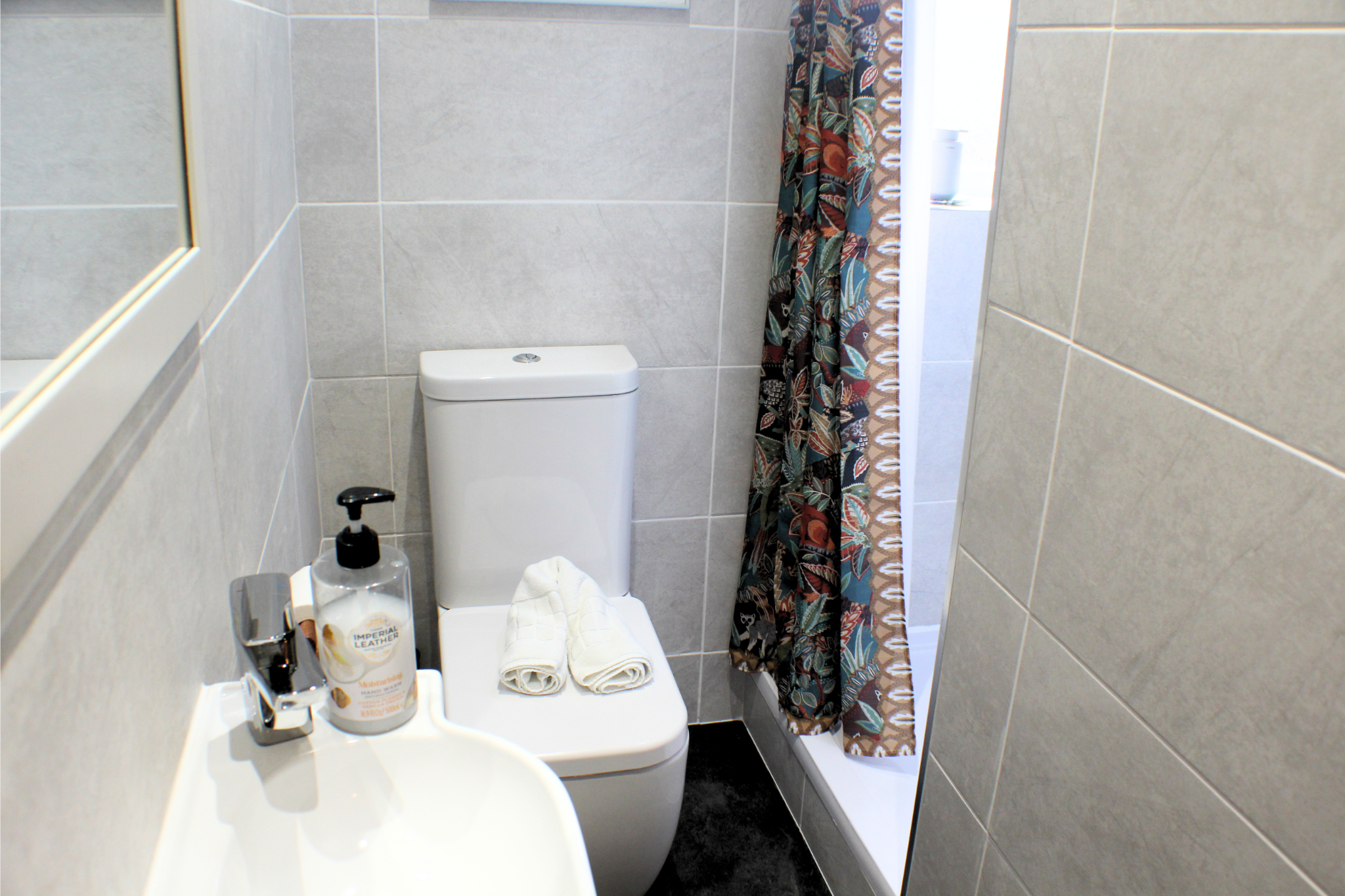 Thimble Cottage Stafford Shugborough Estate Great Haywood Cannock Chase Cottage To Rent Airbnb Booking.com Self Catering Accommodation Sightseeing Canal