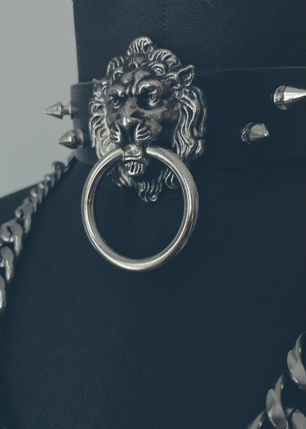 Lion Choker vinyl silver house of marmol 3.jpg