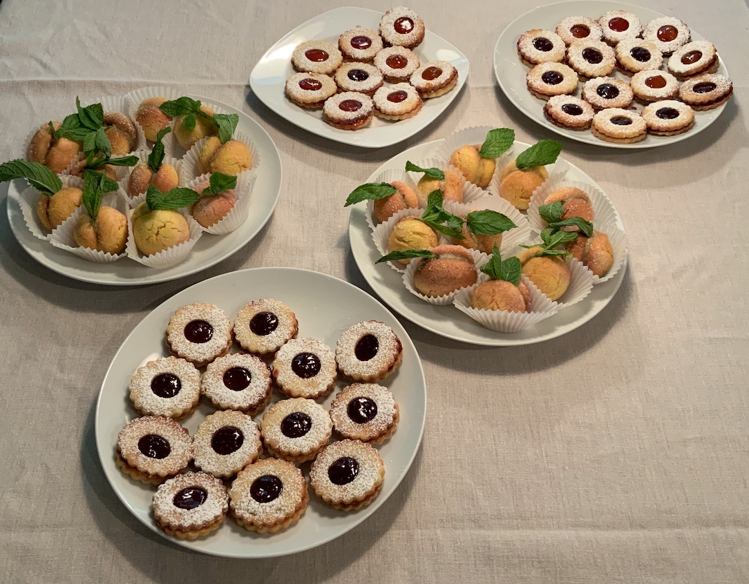 Peach and Raspberry Jam Biscuits