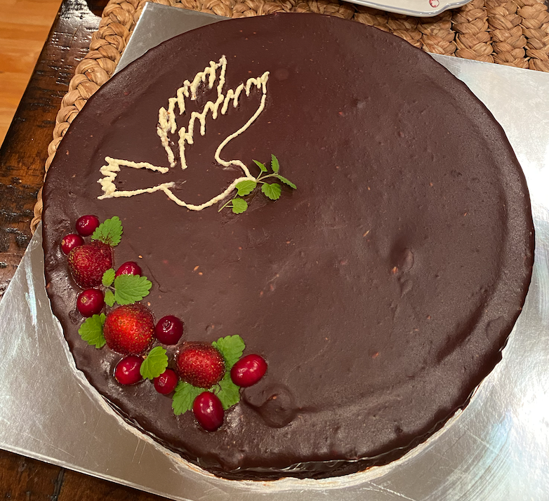 Marshmallow Cake "Bird's Milk"