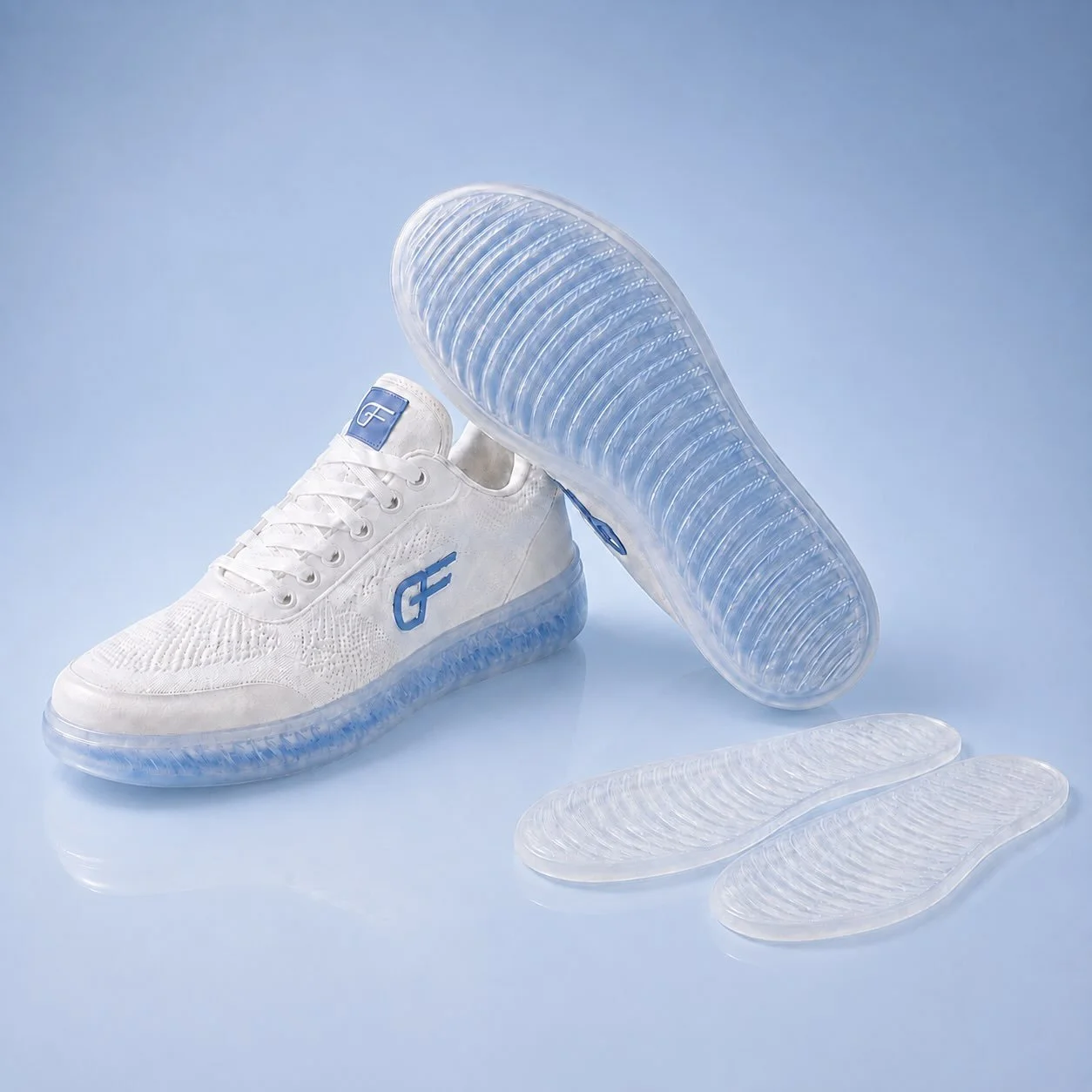 Transparent TPU molded footwear component and injection molding material solution