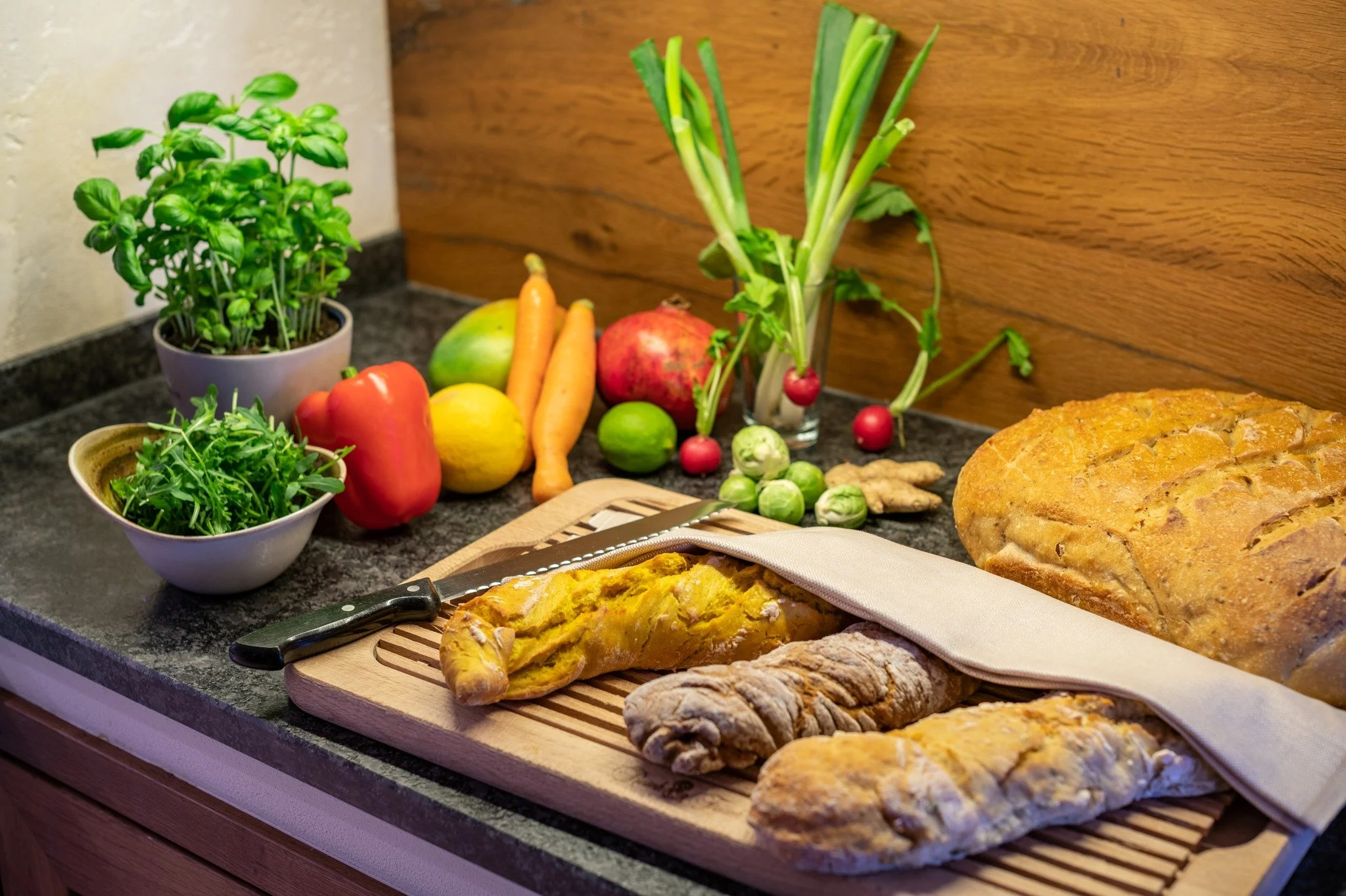 Zum Abschied gibt es heute Sebastians selbst gebackenes Dinkel-Roggen-Brot (mit Amaranth oder mit Herbstgem&uuml;se) 😋

#naturlandhauskrone #veganeshausbrot #selbstgebacken #abschied #wiederkommen #allg&auml;uurlaub #basenfasten #vegan #soulfood #ma