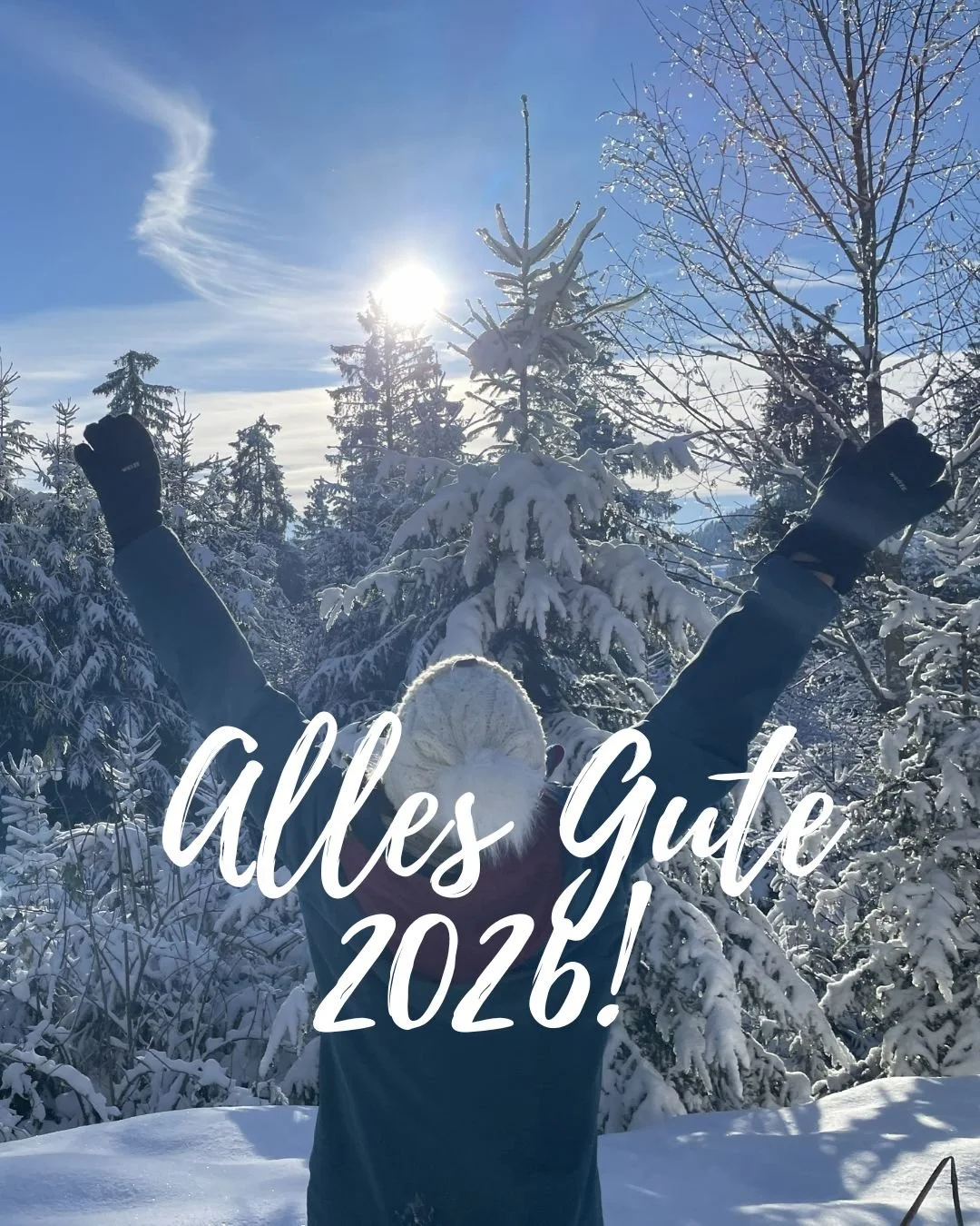 Ein neues Jahr beginnt ganz leise, klar und mit Raum f&uuml;r gute Momente. ✨

Wir starten 2026 mit Ruhe im Herzen und einem gro&szlig;en Dank an alle, die unser Haus im vergangenen Jahr begleitet haben.

M&ouml;ge 2026 ein Jahr voller Klarheit sein,