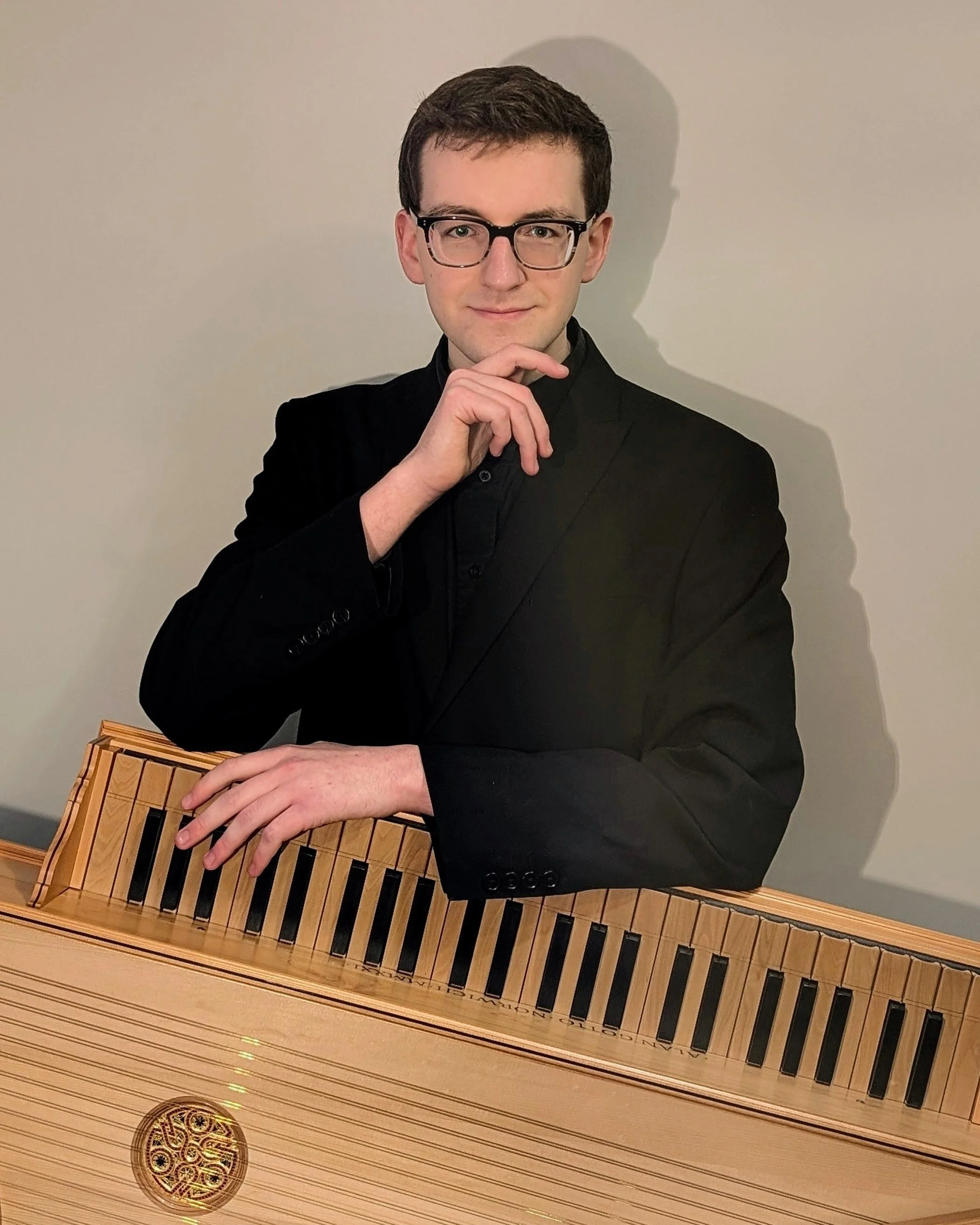 Adam Chillingworth, harpsichord