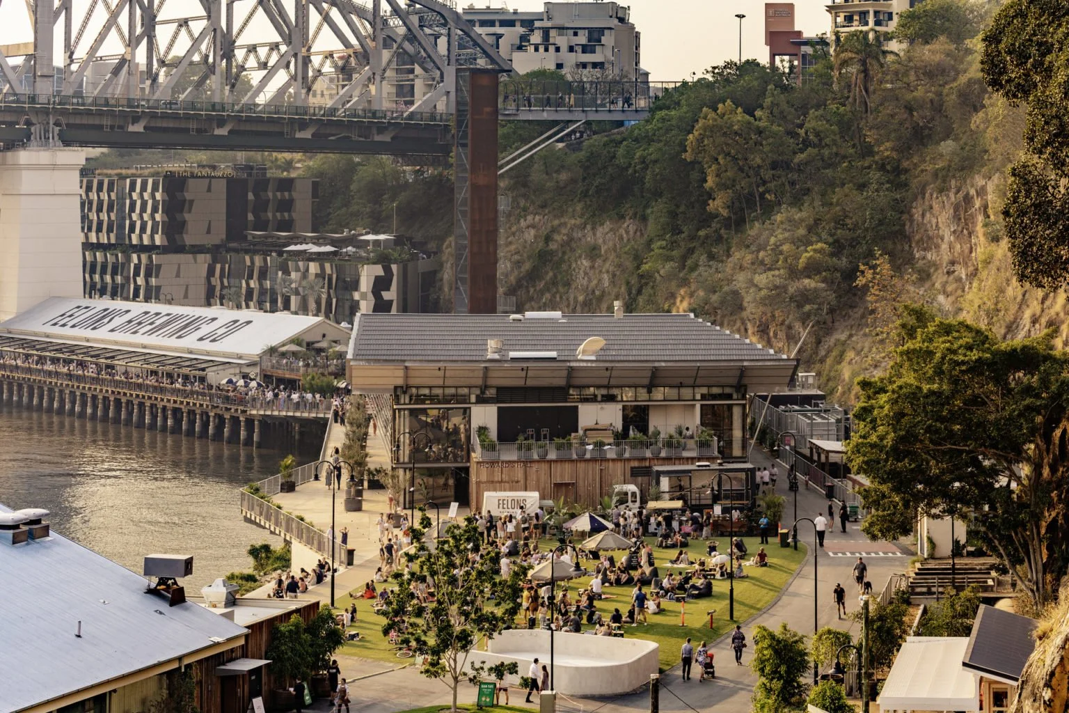 Howard Smith Wharves