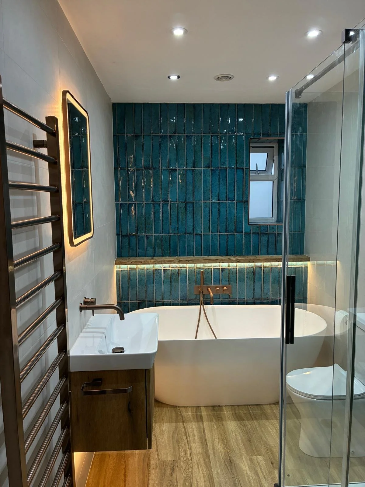 Mr & Mrs P's House Bathroom