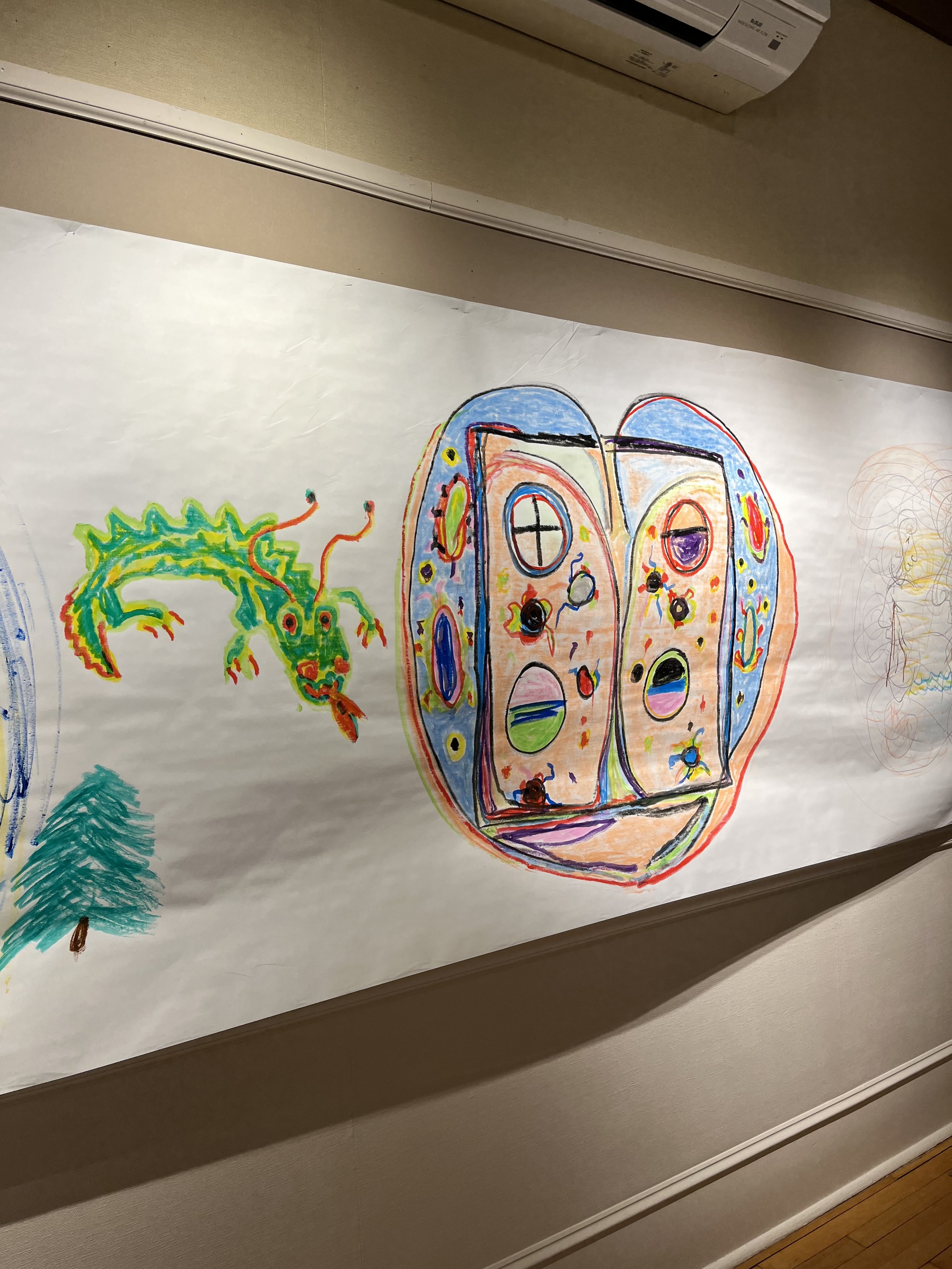 project: bilateral drawing on giant scrolls
topic: working separately but as one whole