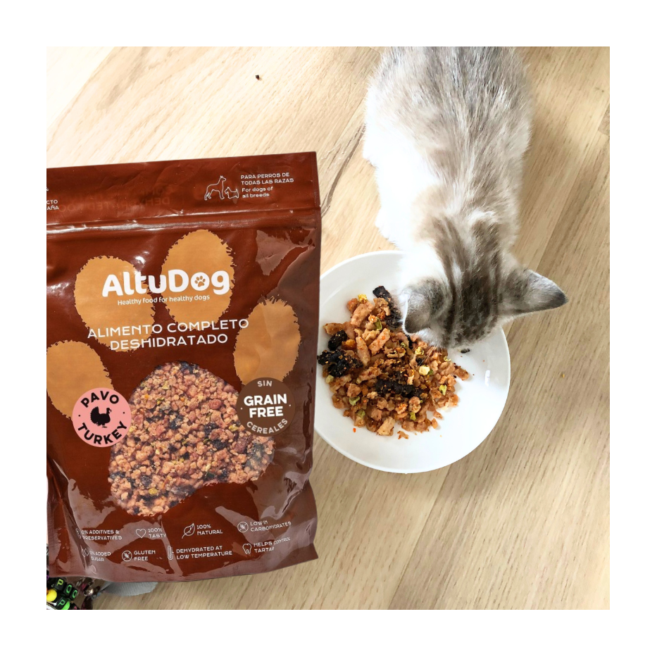 aliment-naturel-deshydrate-dinde-sans-cereales-adult-250g (1).jpg