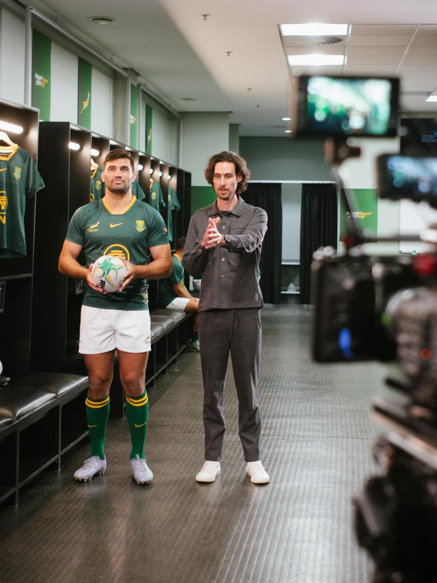 Some BTS from our Her For Her shoot. 

Huge thanks to all the amazing athletes who made this so fun!

@matchstick_sa