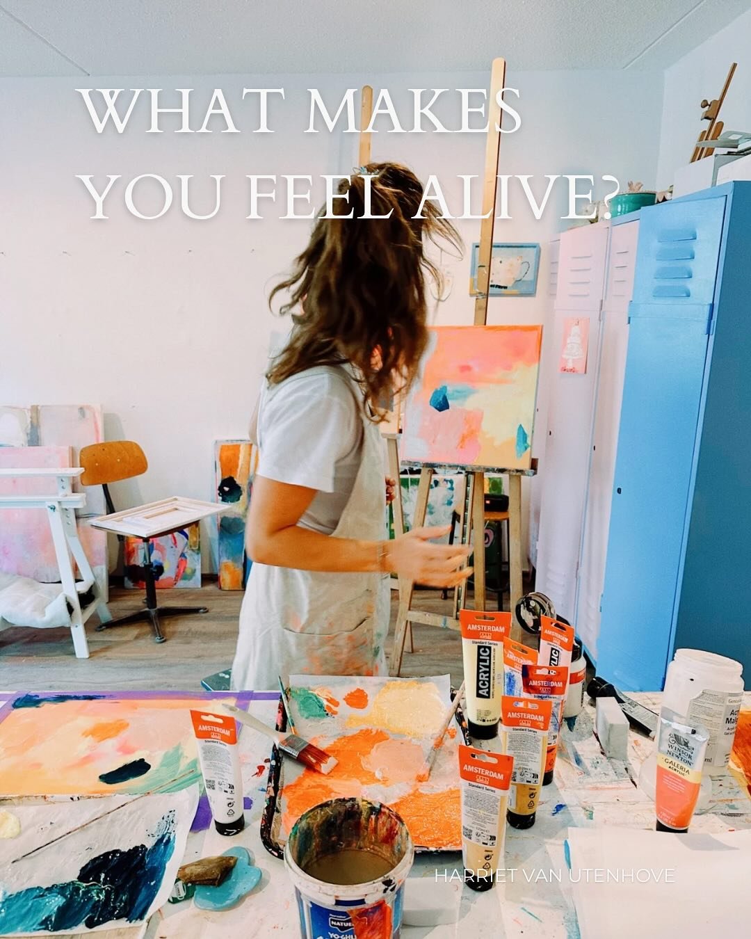 Soms is het heel simpel:

Do what makes you feel alive.
Voor mij is dat cre&euml;ren. Niet als &lsquo;extraatje&rsquo;, maar als brandstof.
Zonder doel, zonder plan.
Gewoon omdat het stroomt.

Jarenlang gaf ik daar geen ruimte aan.
Want het was niet 