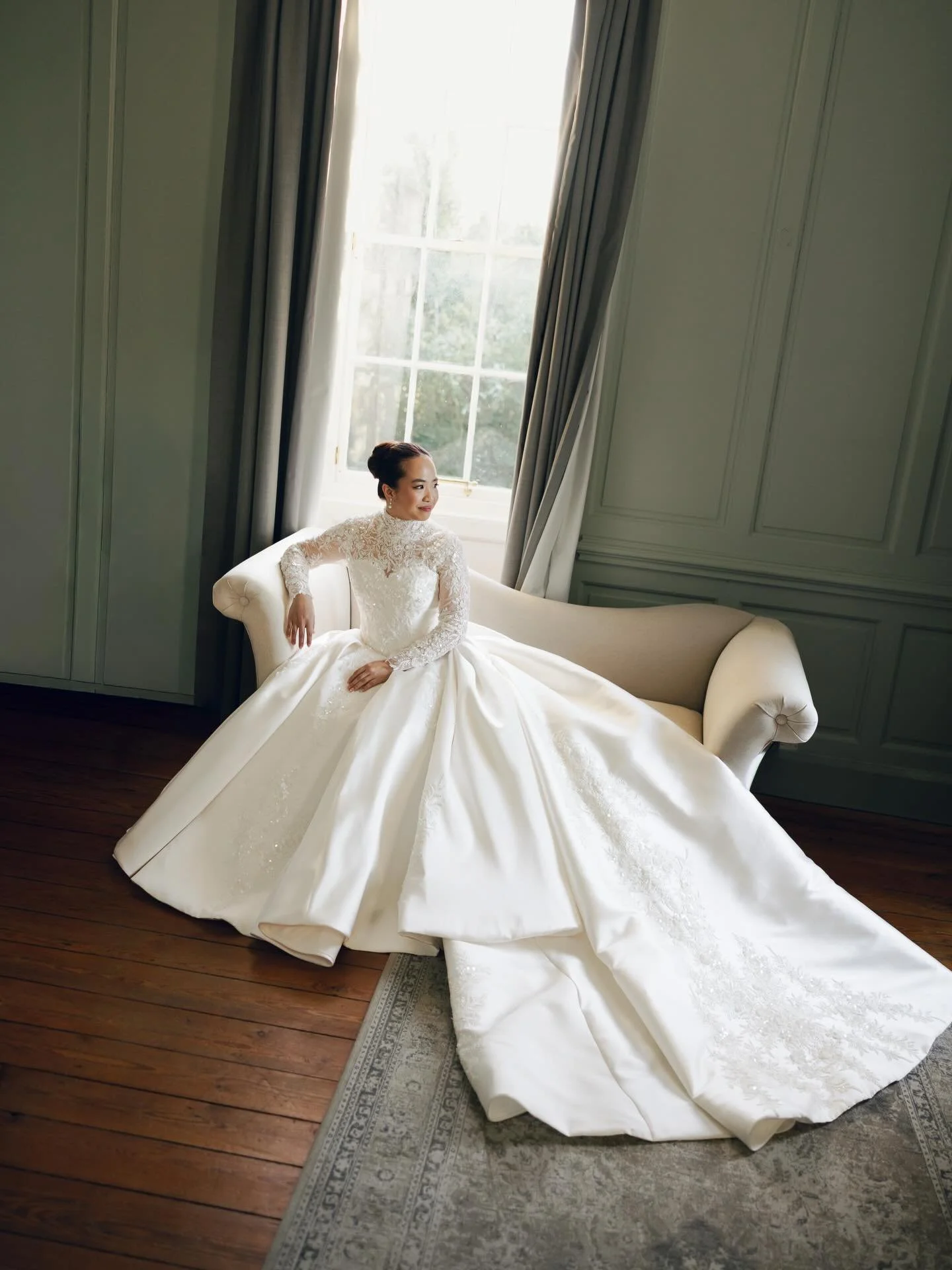 Such a blissful wedding morning. Mix of 35mm film and digital. 

Venue @thesignetlibrary
Morning venue: @drylawhouse 
Catering @heritageportfolio
Celebrant @tasha.the.celebrant
Hair @thebrideside_
Makeup @brookeliliasmakeup 
Decor &amp; Florals @duch