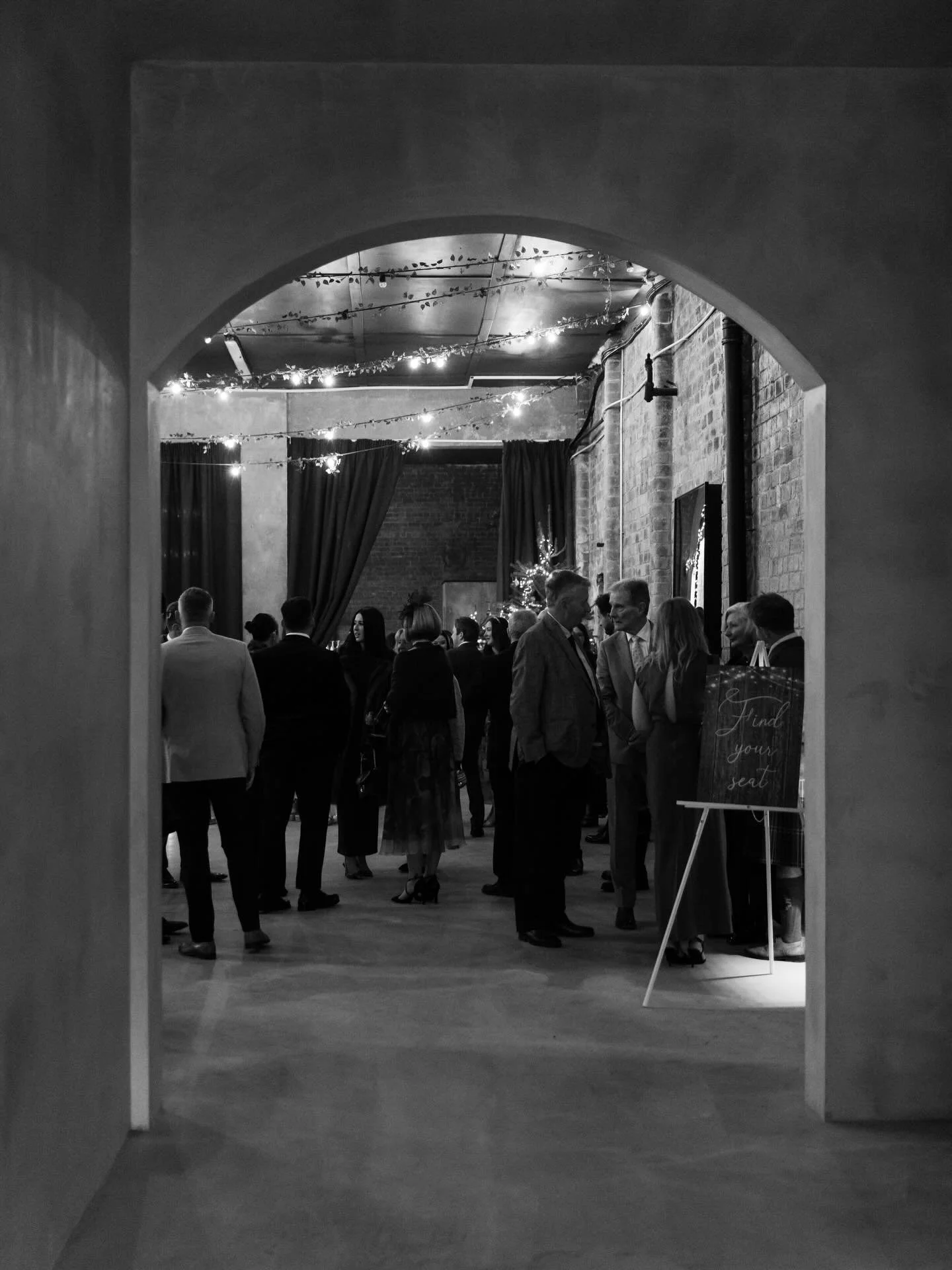 A &amp; S 🤍 officially married.
What a way to end the season and&hellip; start the week &mdash; a Monday wedding at the stunning new Bridge Gardens in Glasgow. 

A cold, moody winter day right in the heart of the city, where darkness set the tone an