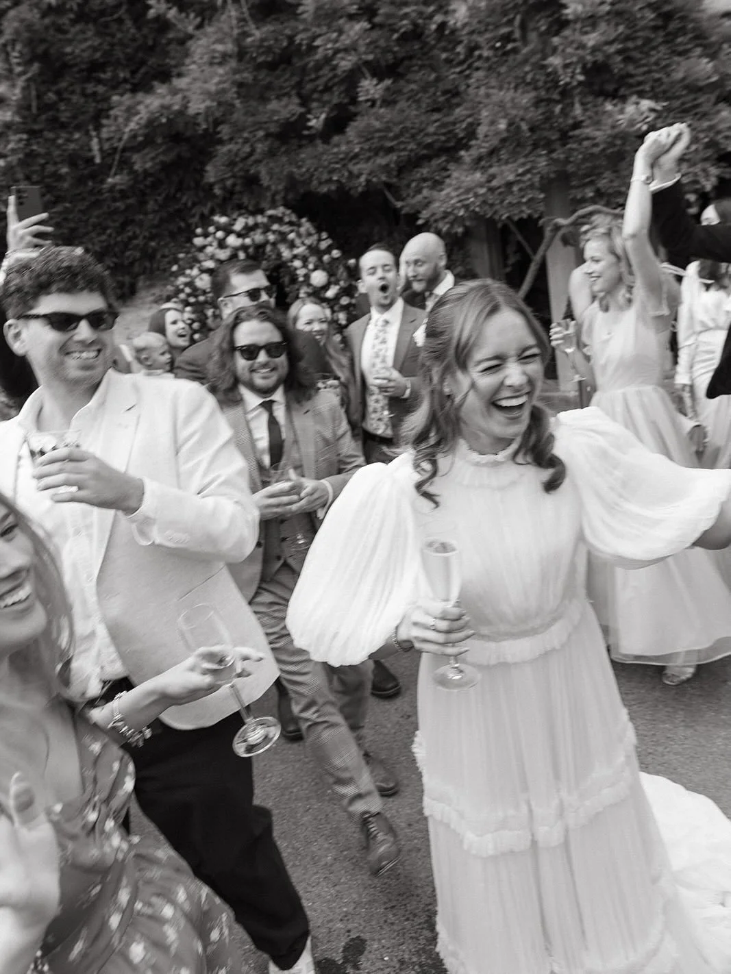 This unique summer wedding I photographed as a 2nd working alongside @alexwysockiphotography (and @adamcrocker_photography ) 

It took place in the Cotswolds, where I&rsquo;ve never been before, but what a joy it was to visit this beautiful region. 
